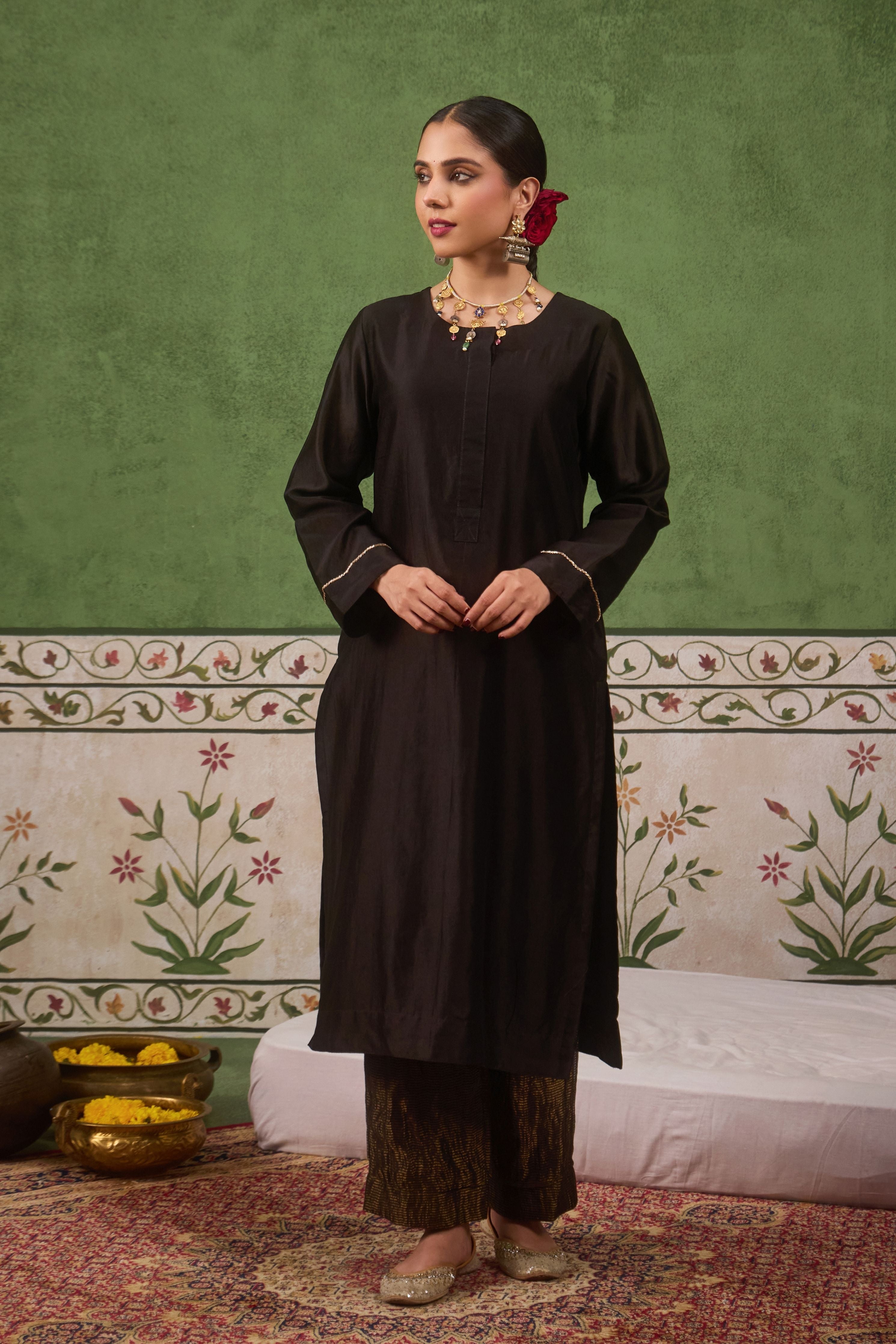 Inayat 2.0 Black Kurta Set