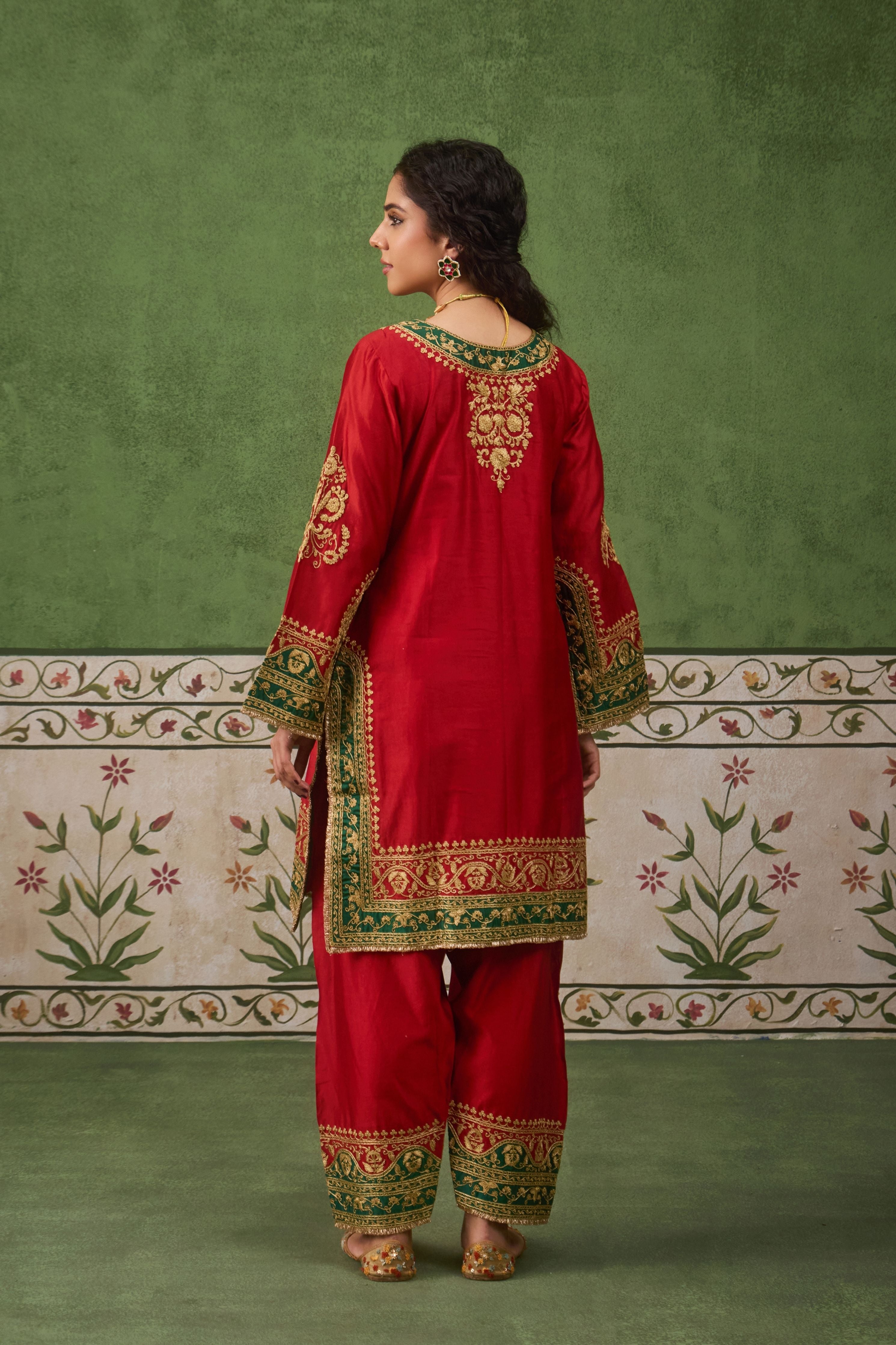 Inayat 2.0 Red Green Kurta Set