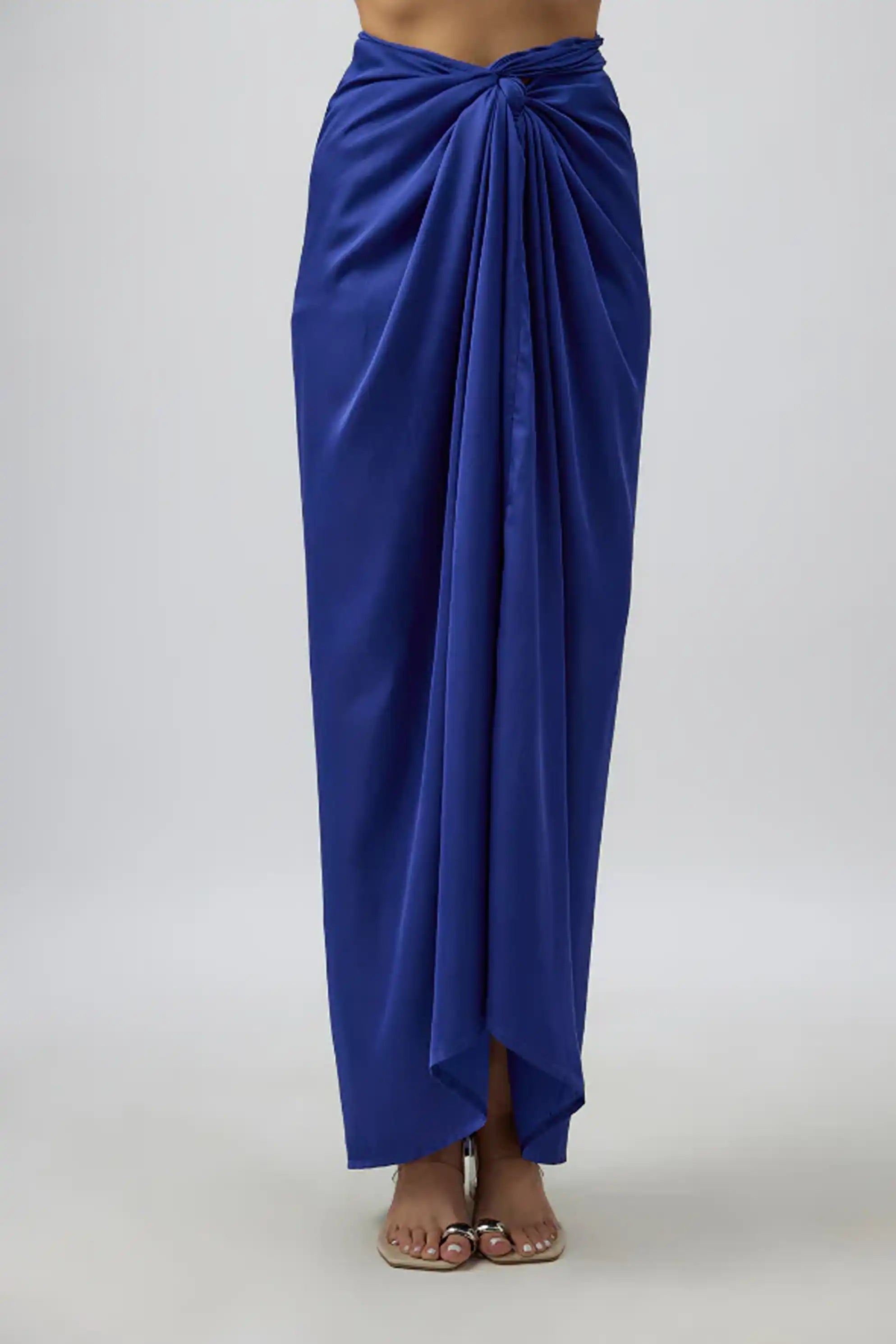 Prajakta Koli In Maya Set In Blue