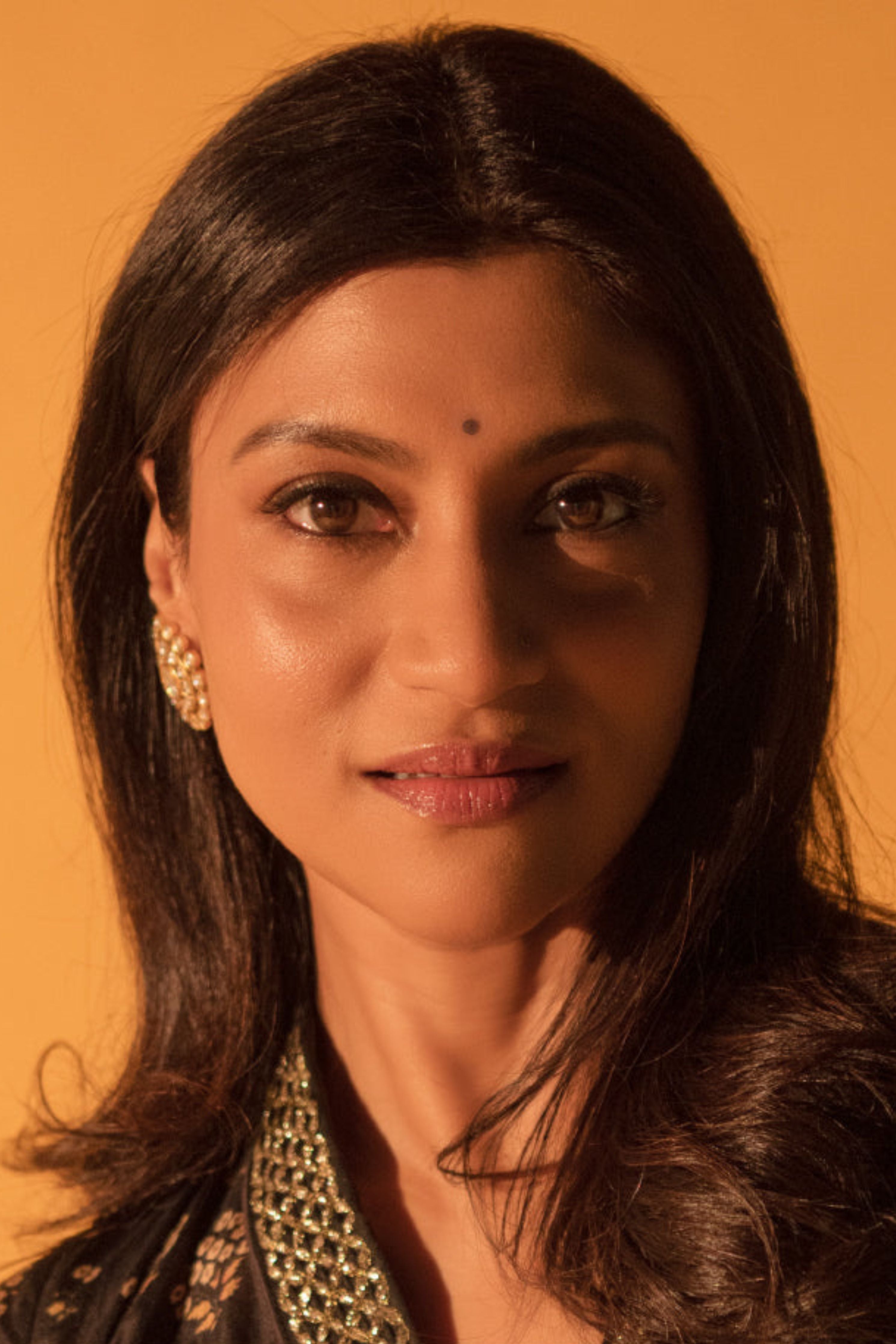 Konkana Sen In Astor Studs