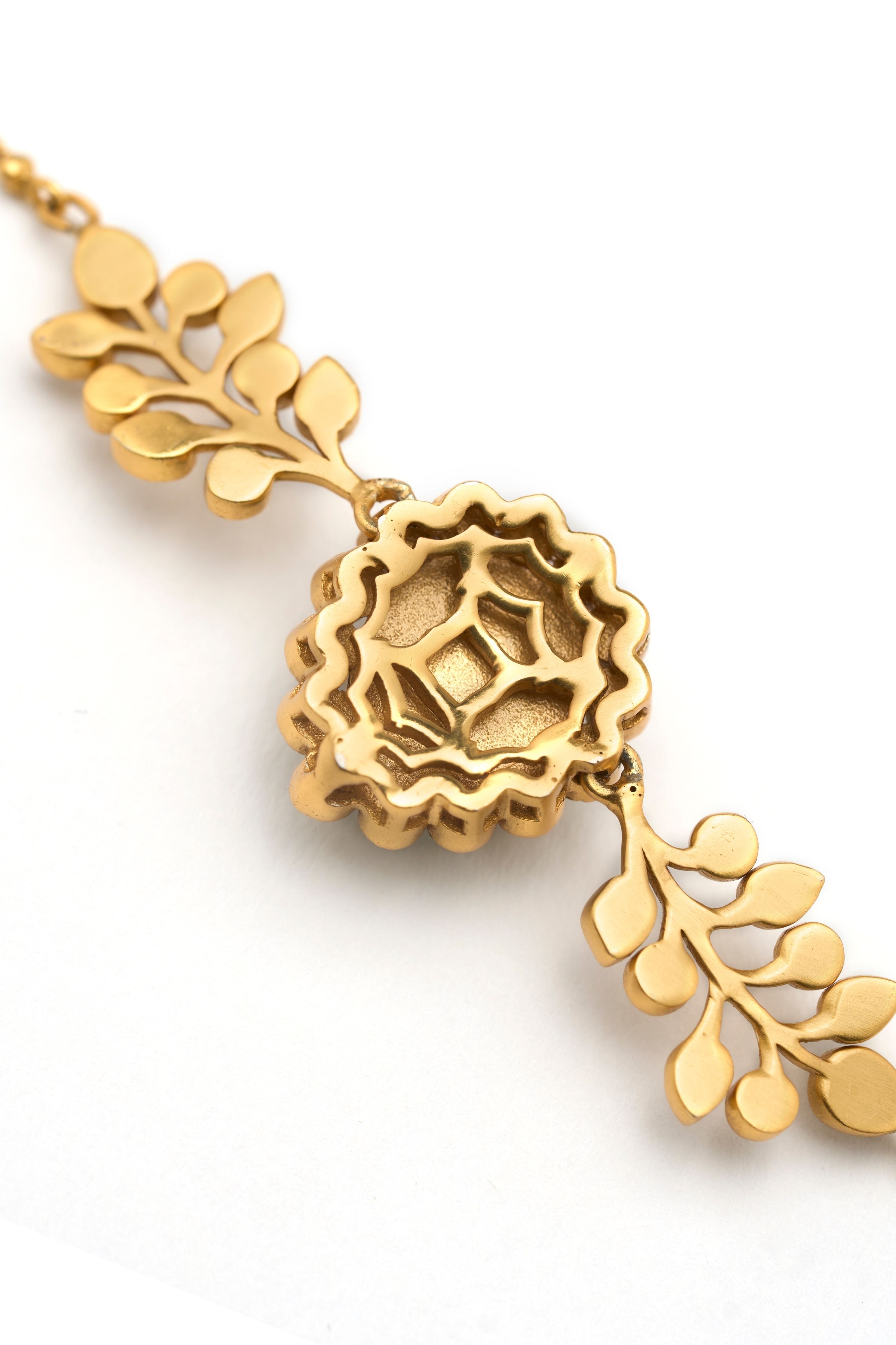 Gulmohar Dainty Necklace