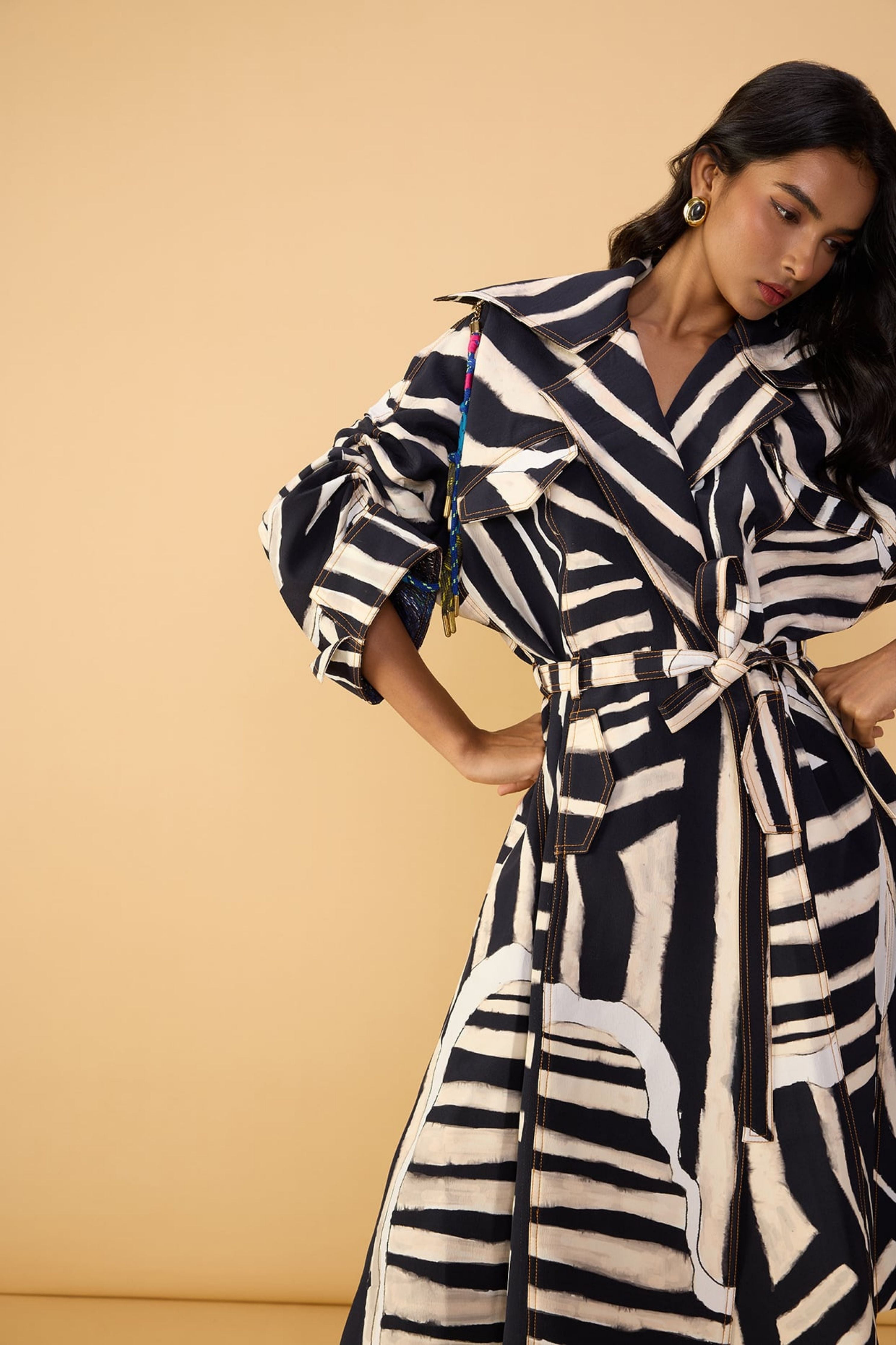 Helena Trench With Loly Trousers