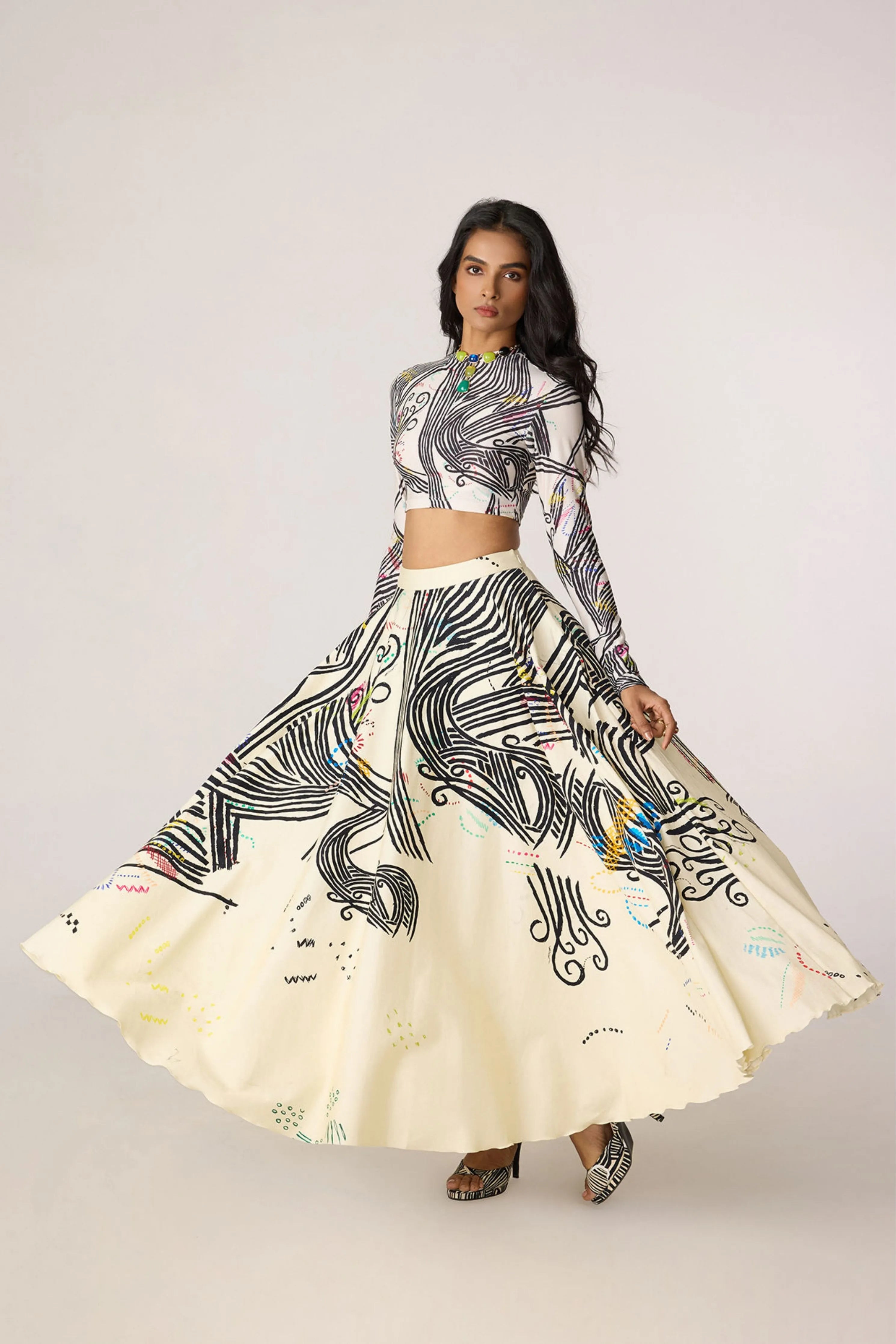 Gigi Blouse With Dracy Skirt