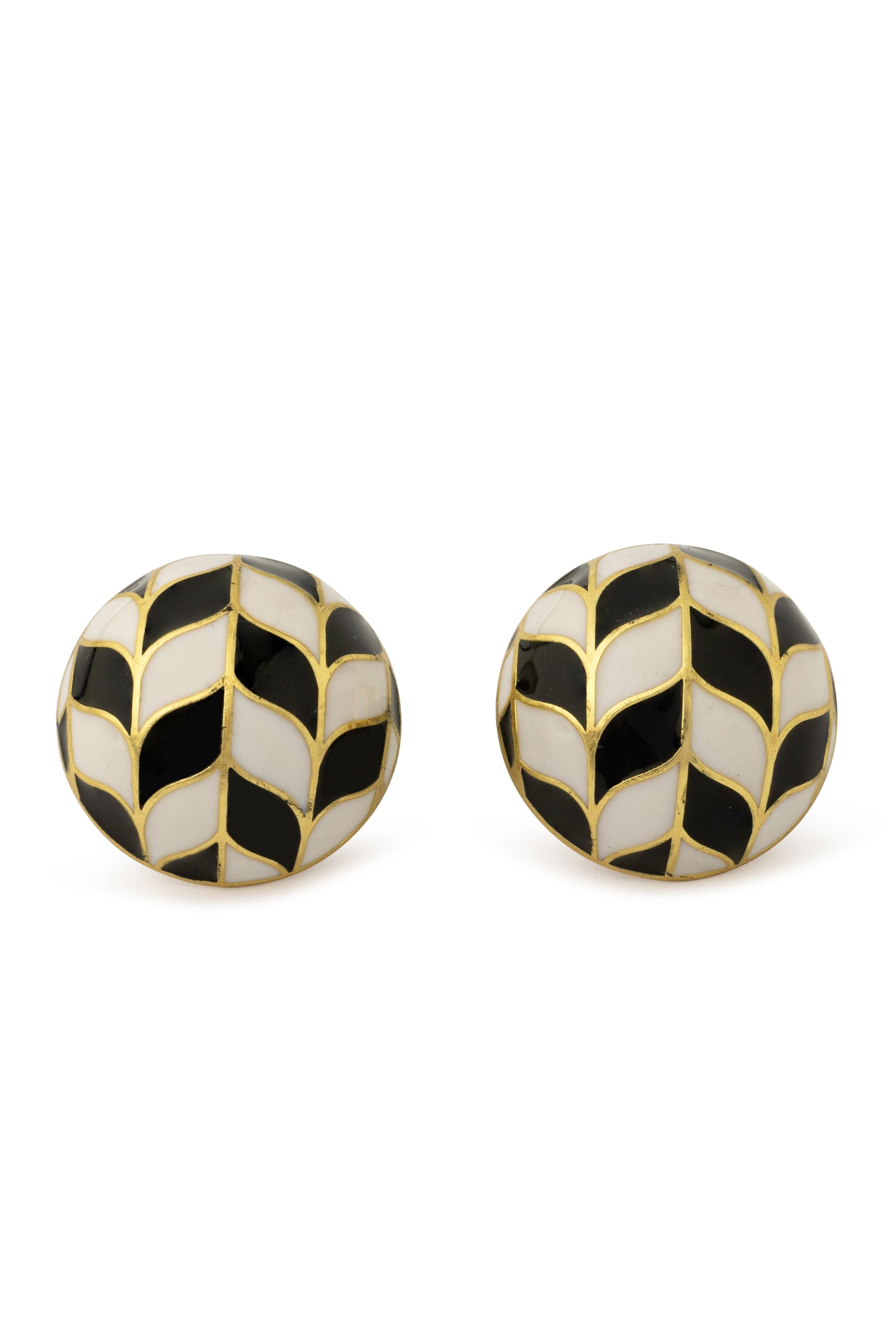 Ahasaas Channa In Chevron Oval Studs