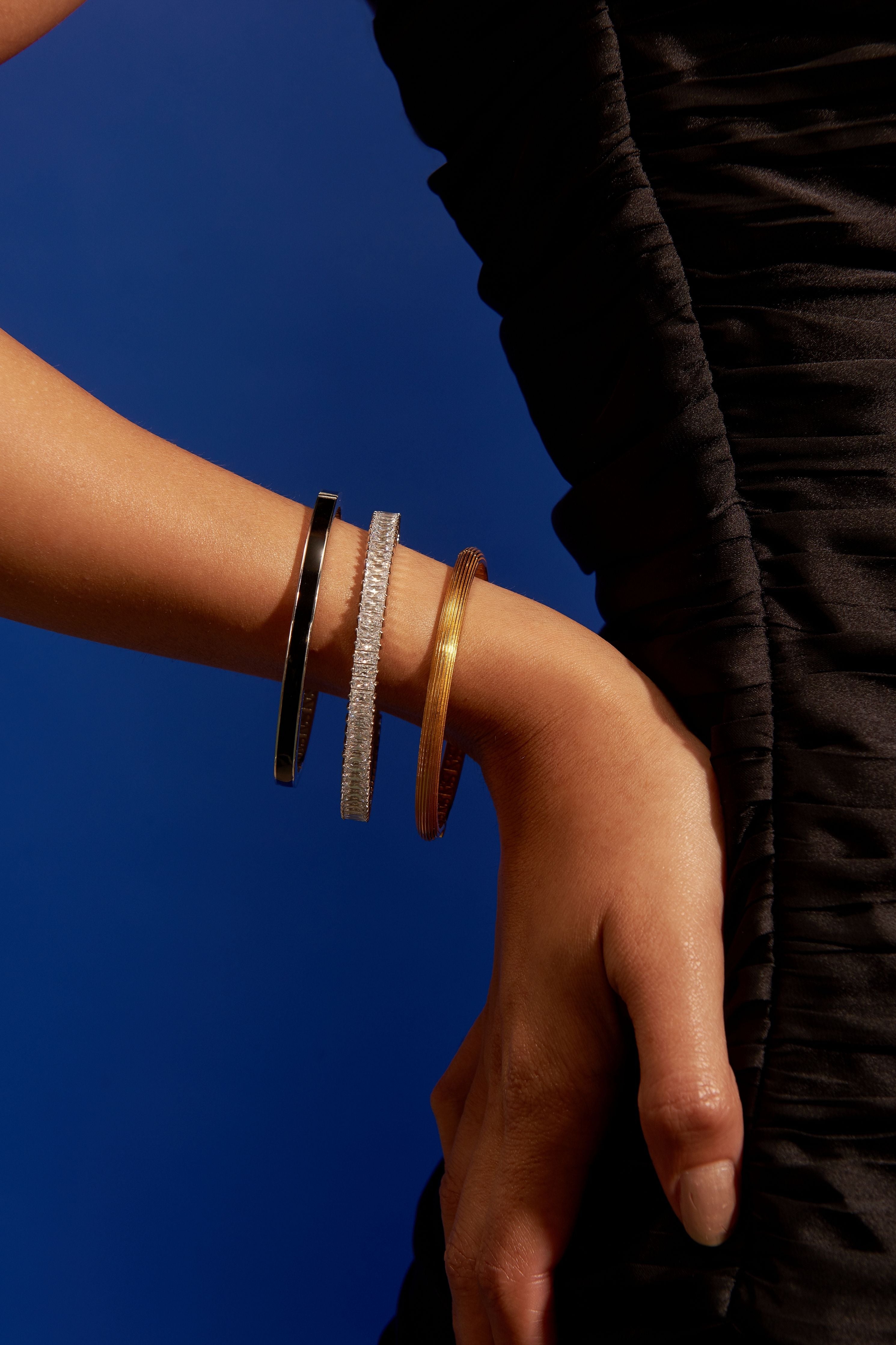 Numisma Enamel Bangle