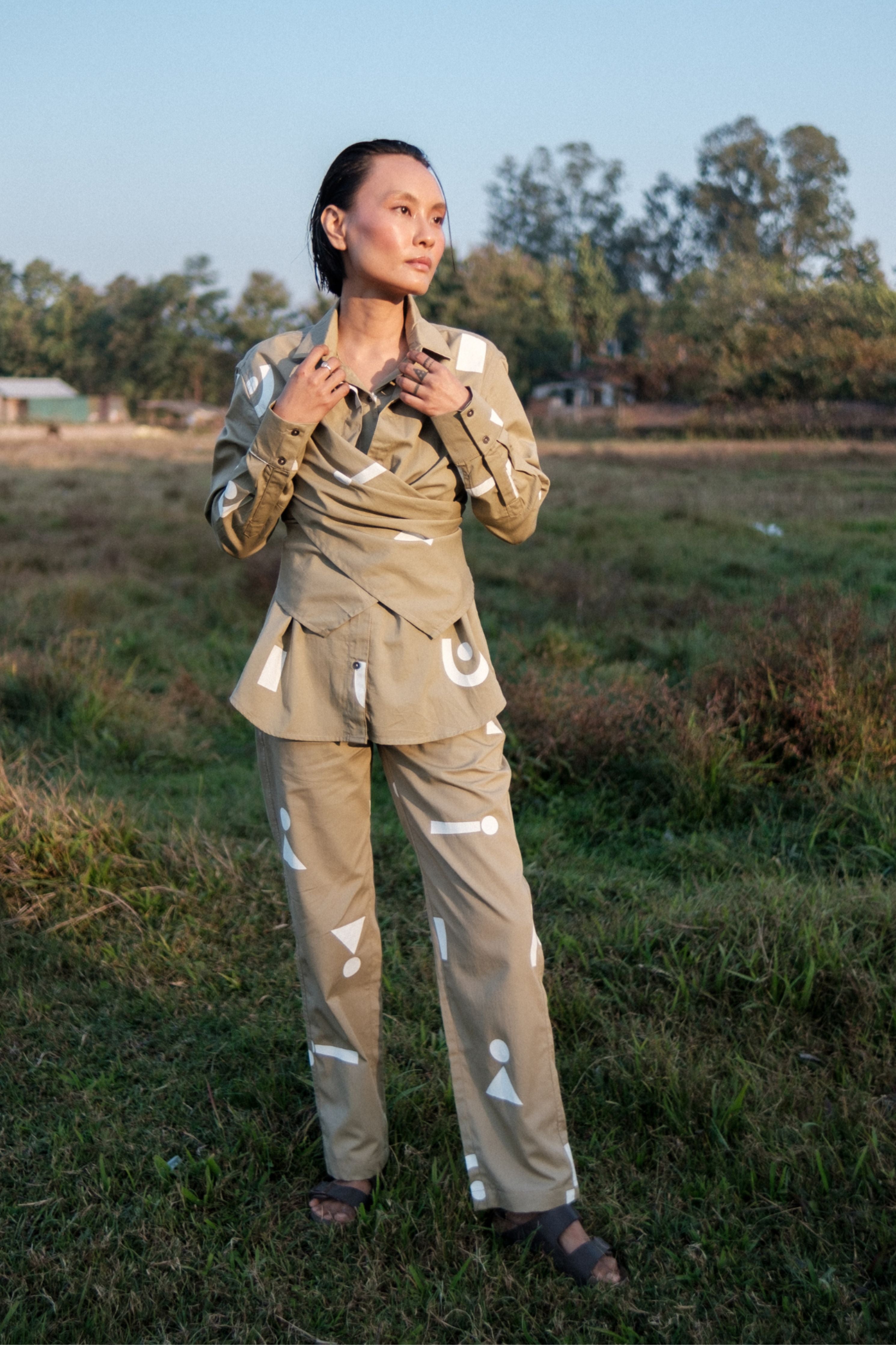 Mira Kapoor In Nara Front knot Shirt - Line Printed