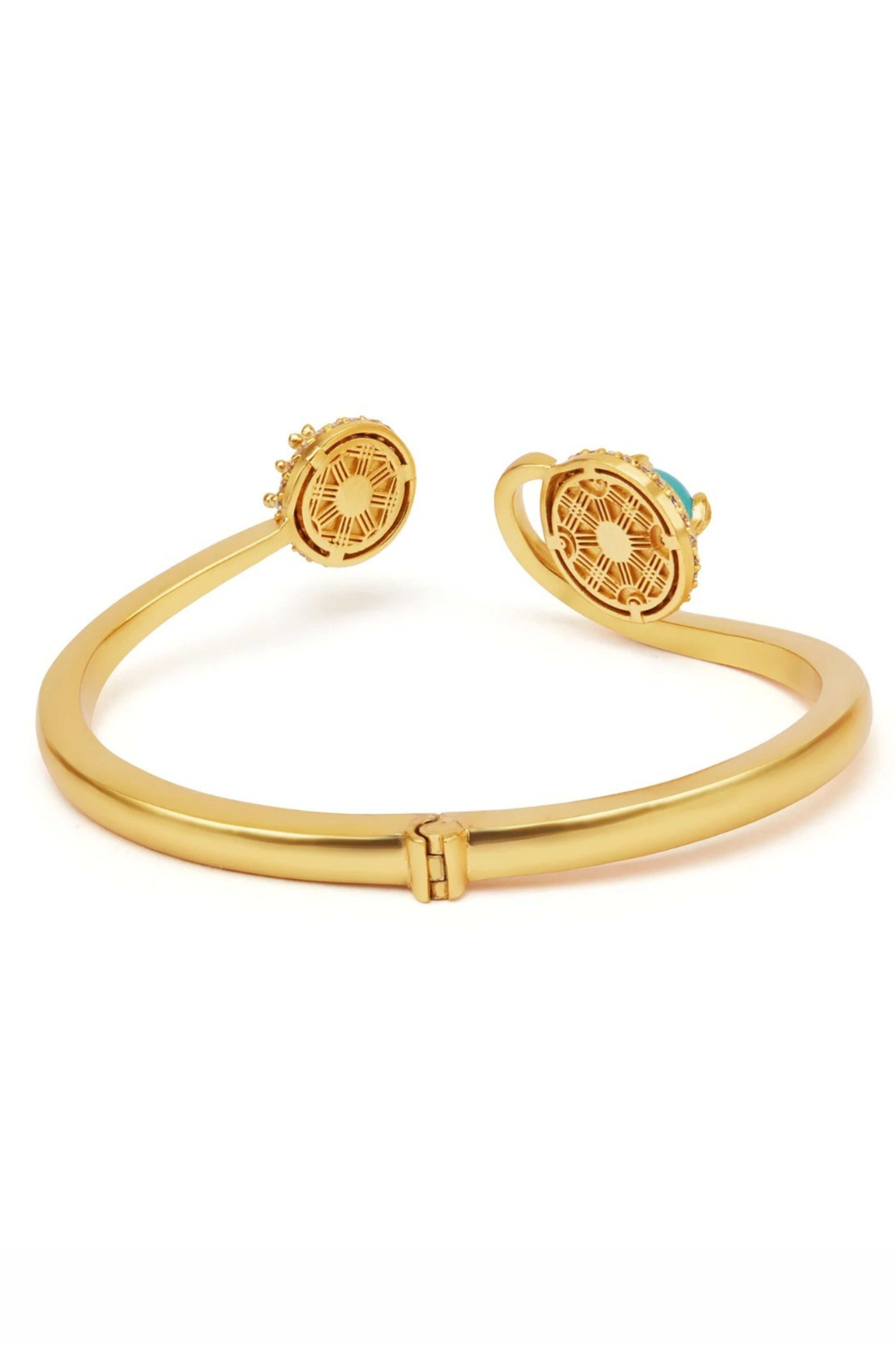 Palak Tiwari In Odeta Cuff