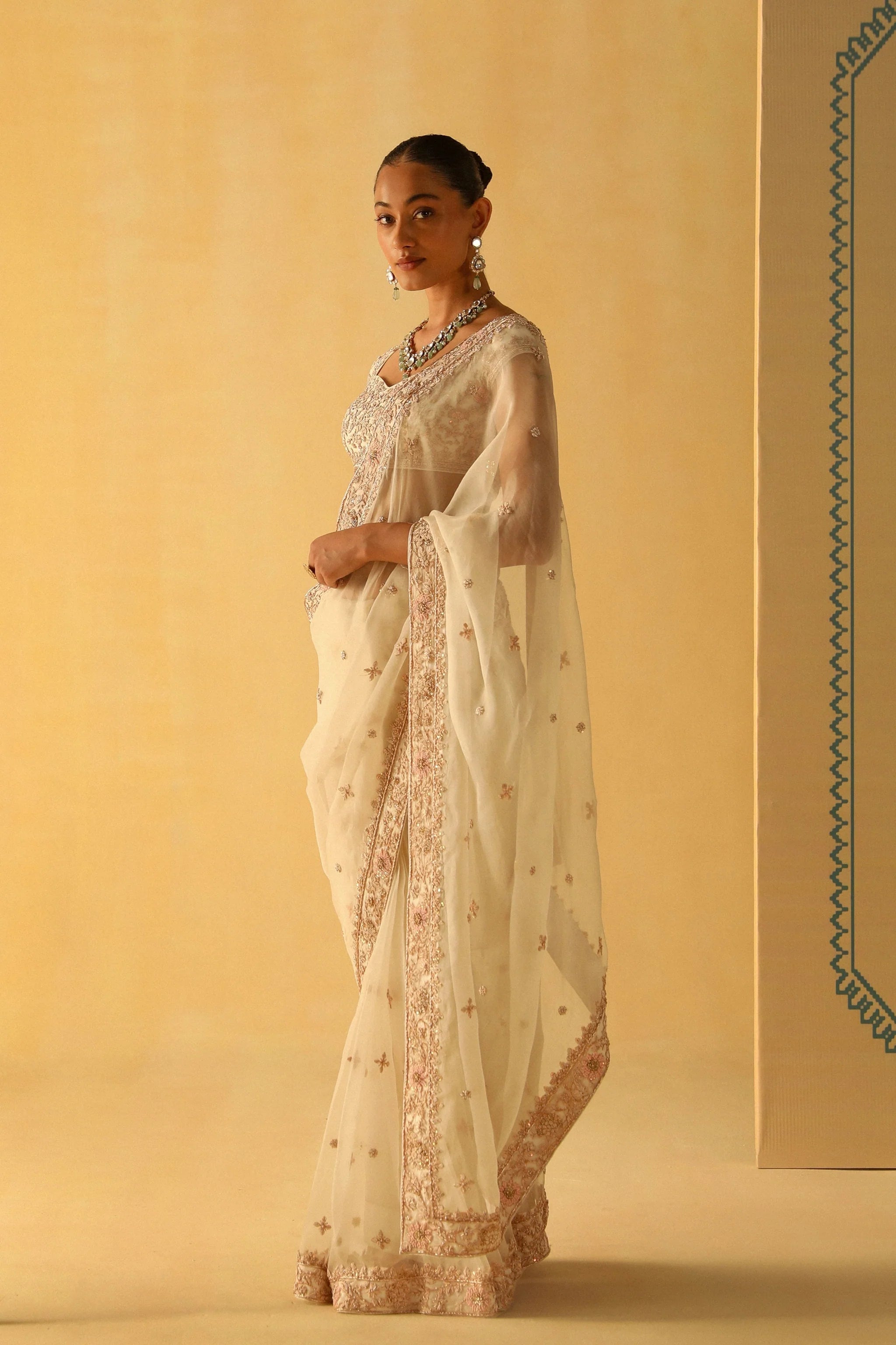 Maliha Daisy Ivory Saree Set