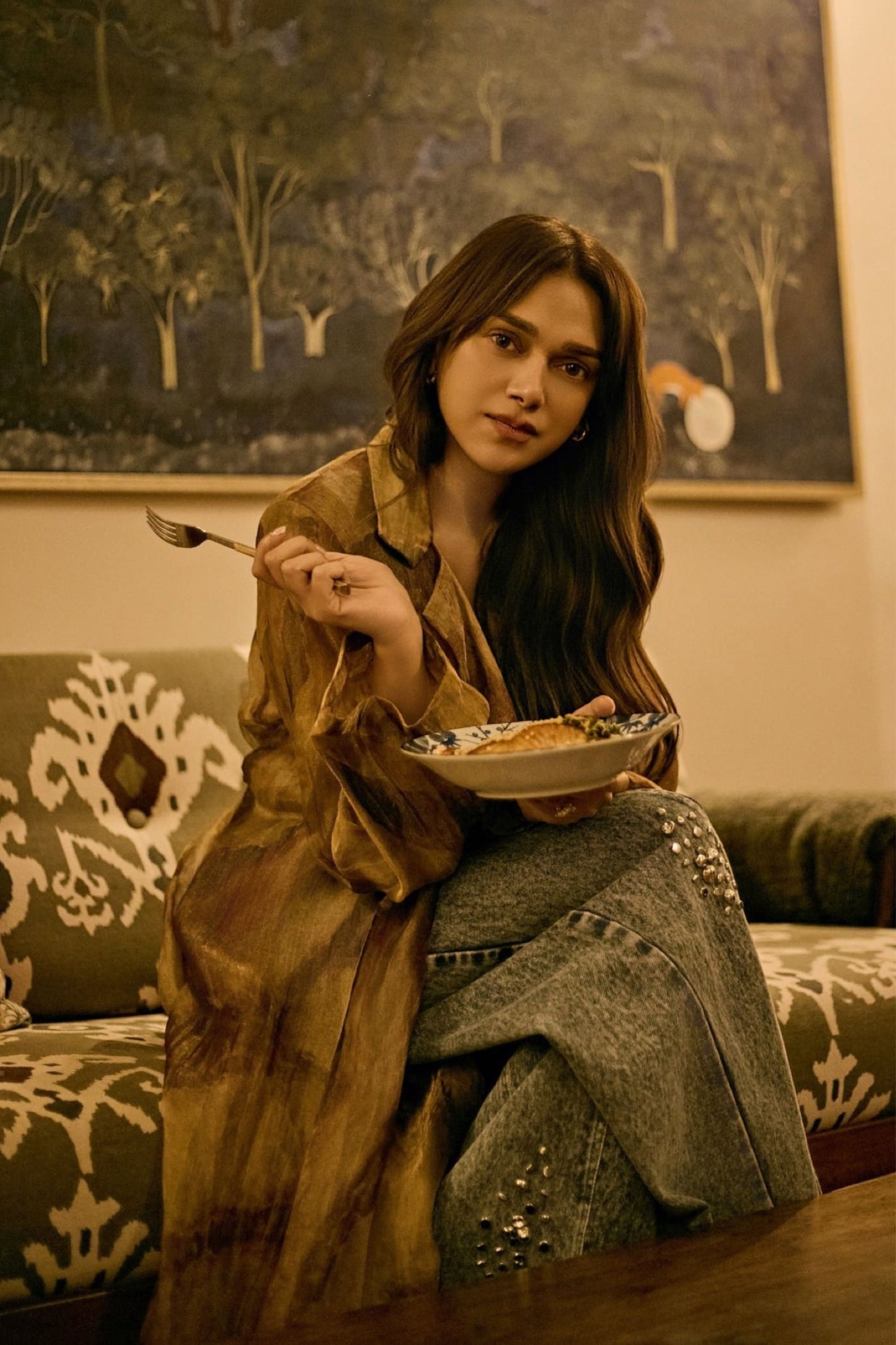 Aditi Rao Hydari In Belen Trench