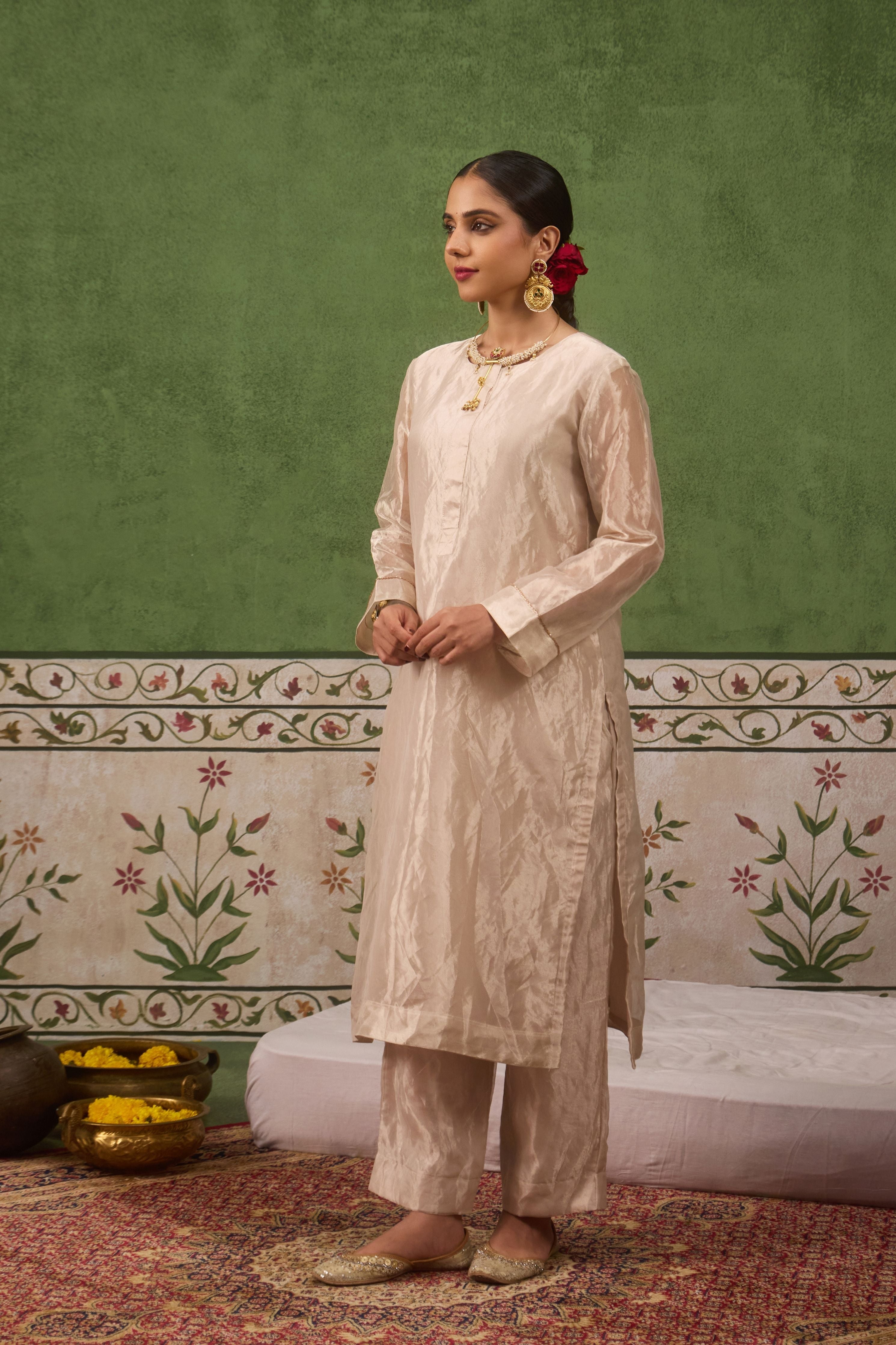 Inayat 2.0 Silver Tissue Kurta Set