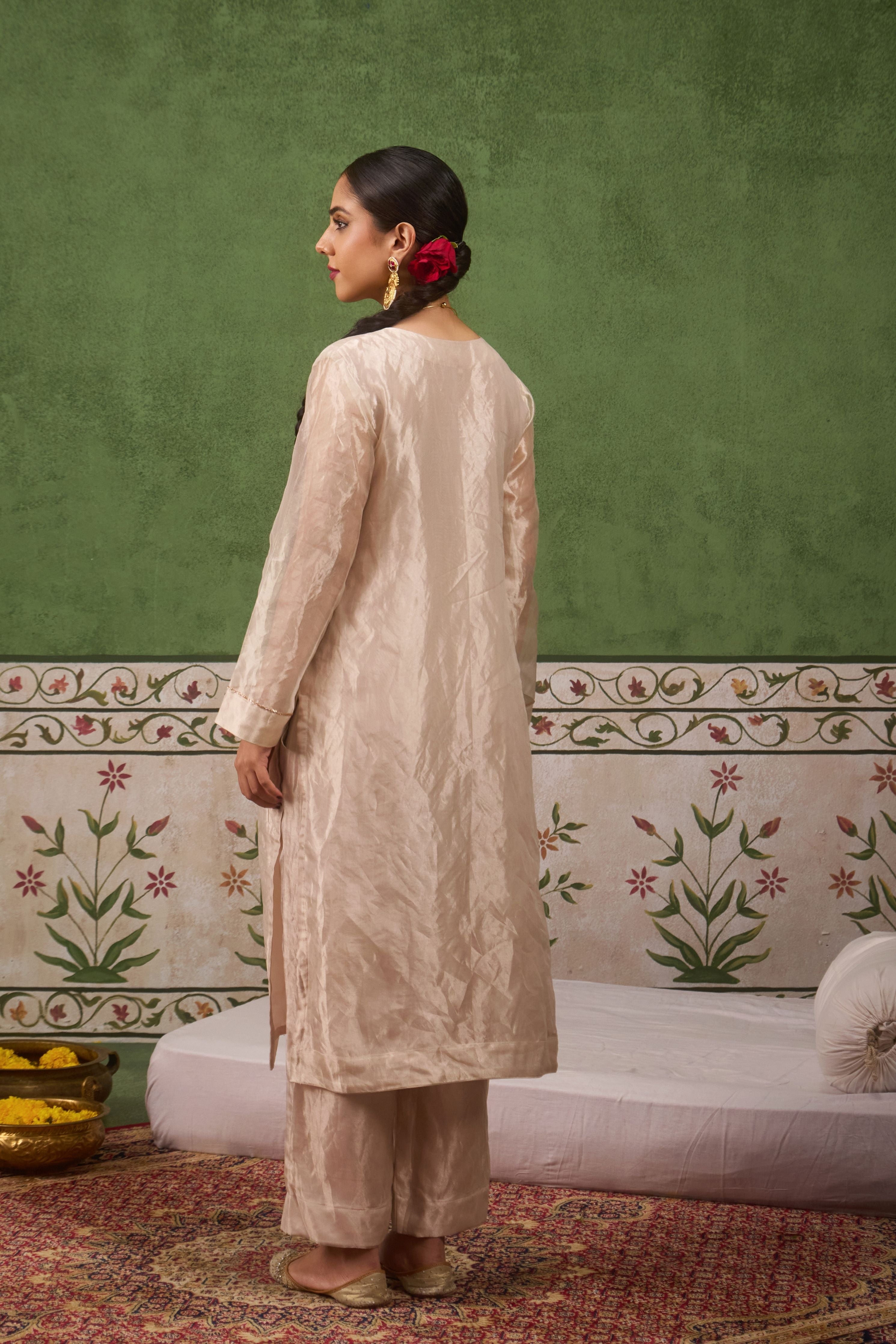 Inayat 2.0 Silver Tissue Kurta Set