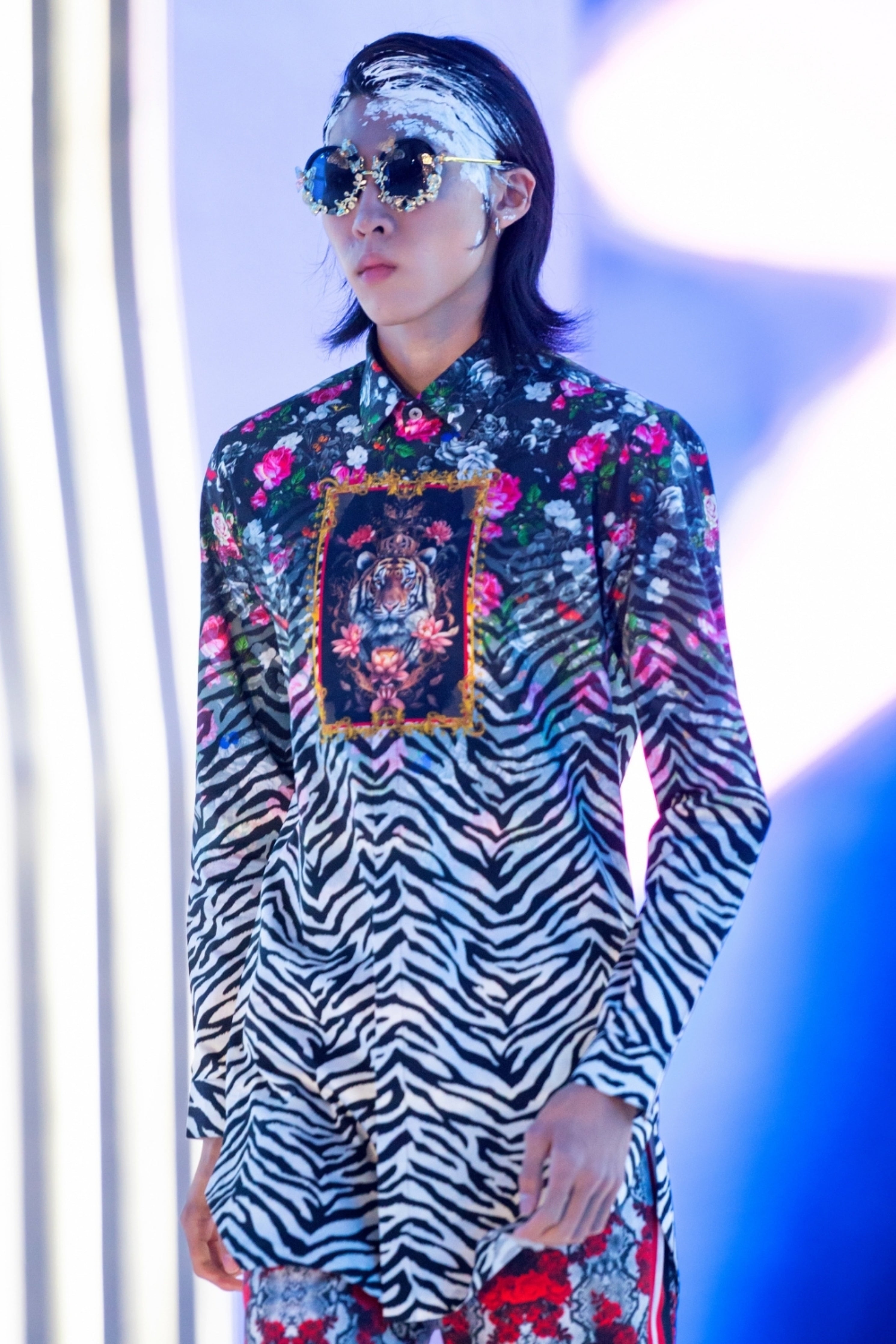 Dynast Tiger Center Print Shirt