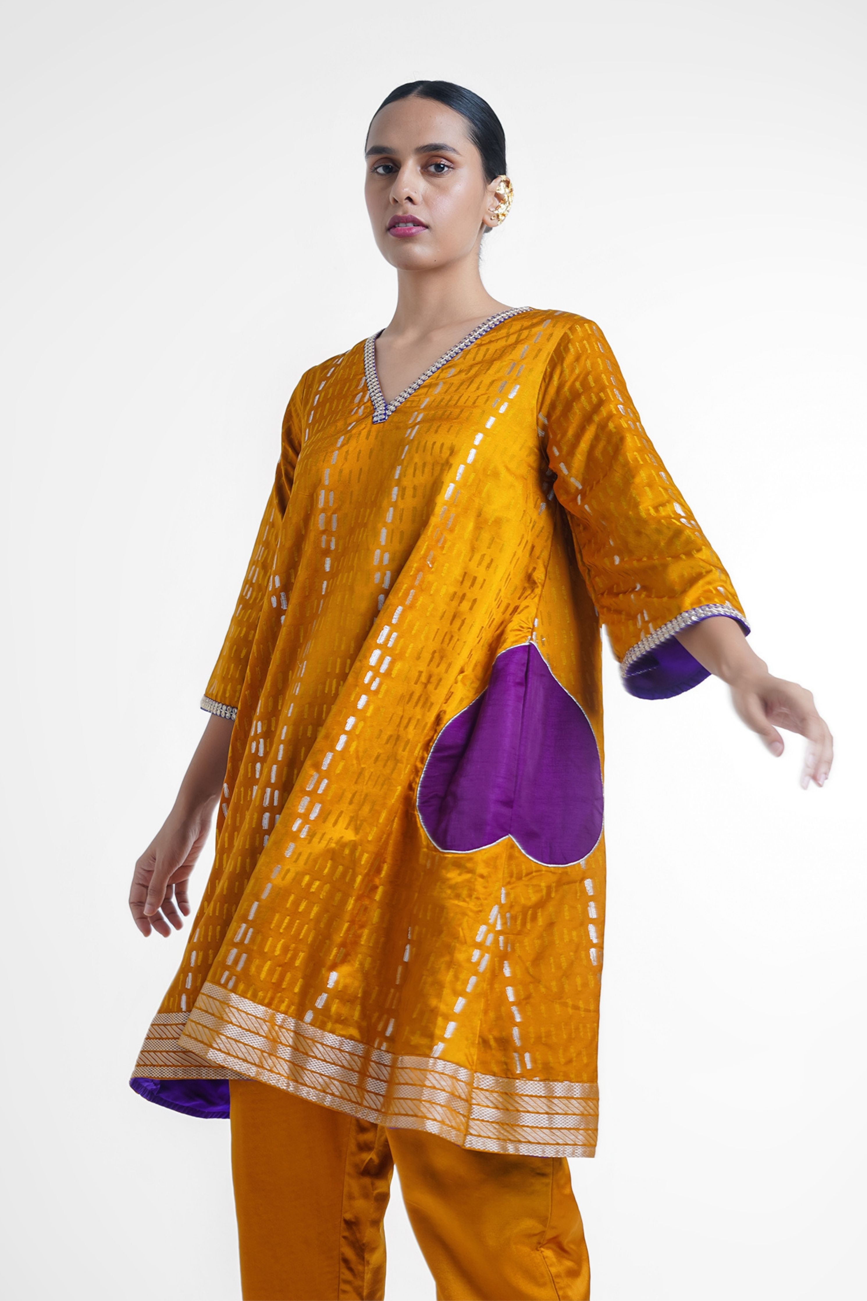 Raha Kurta Set