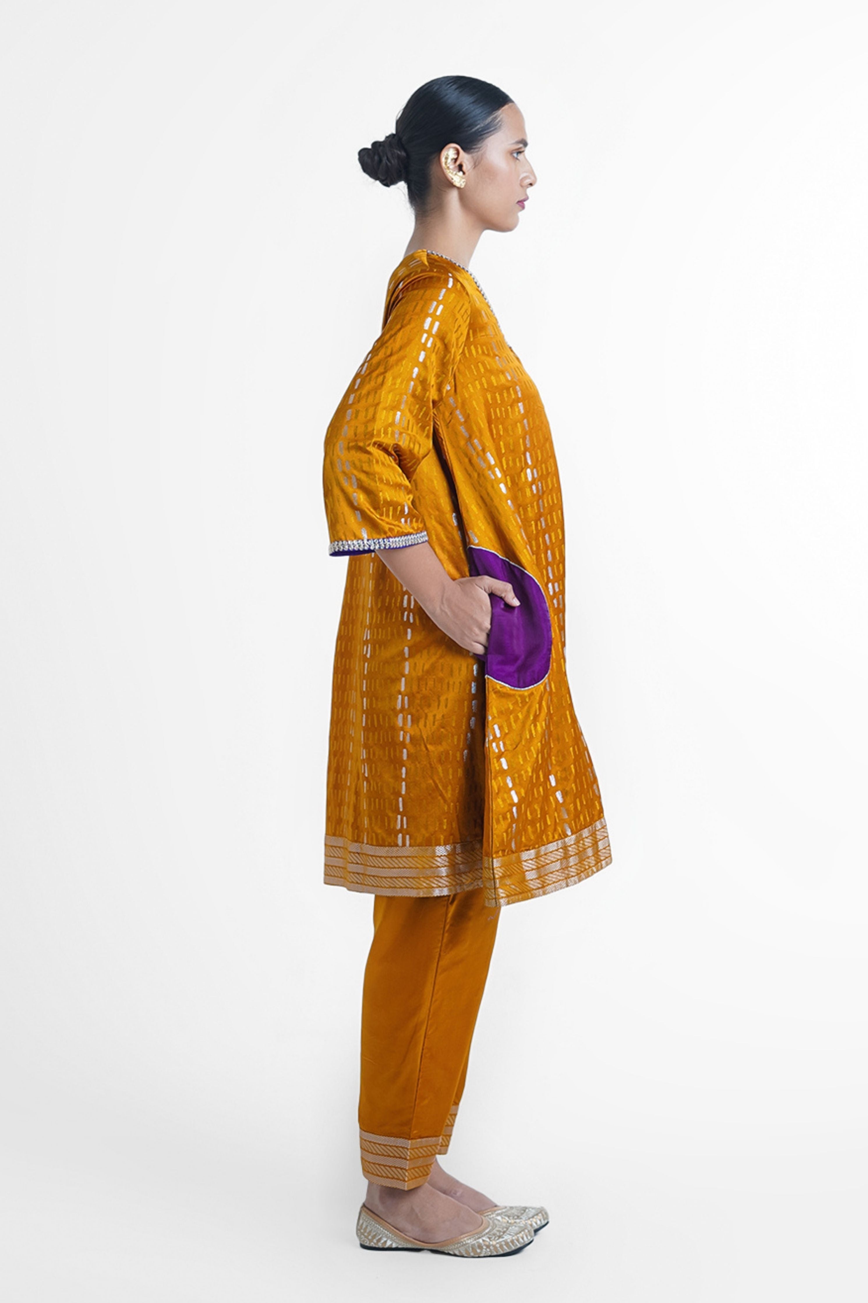 Raha Kurta Set