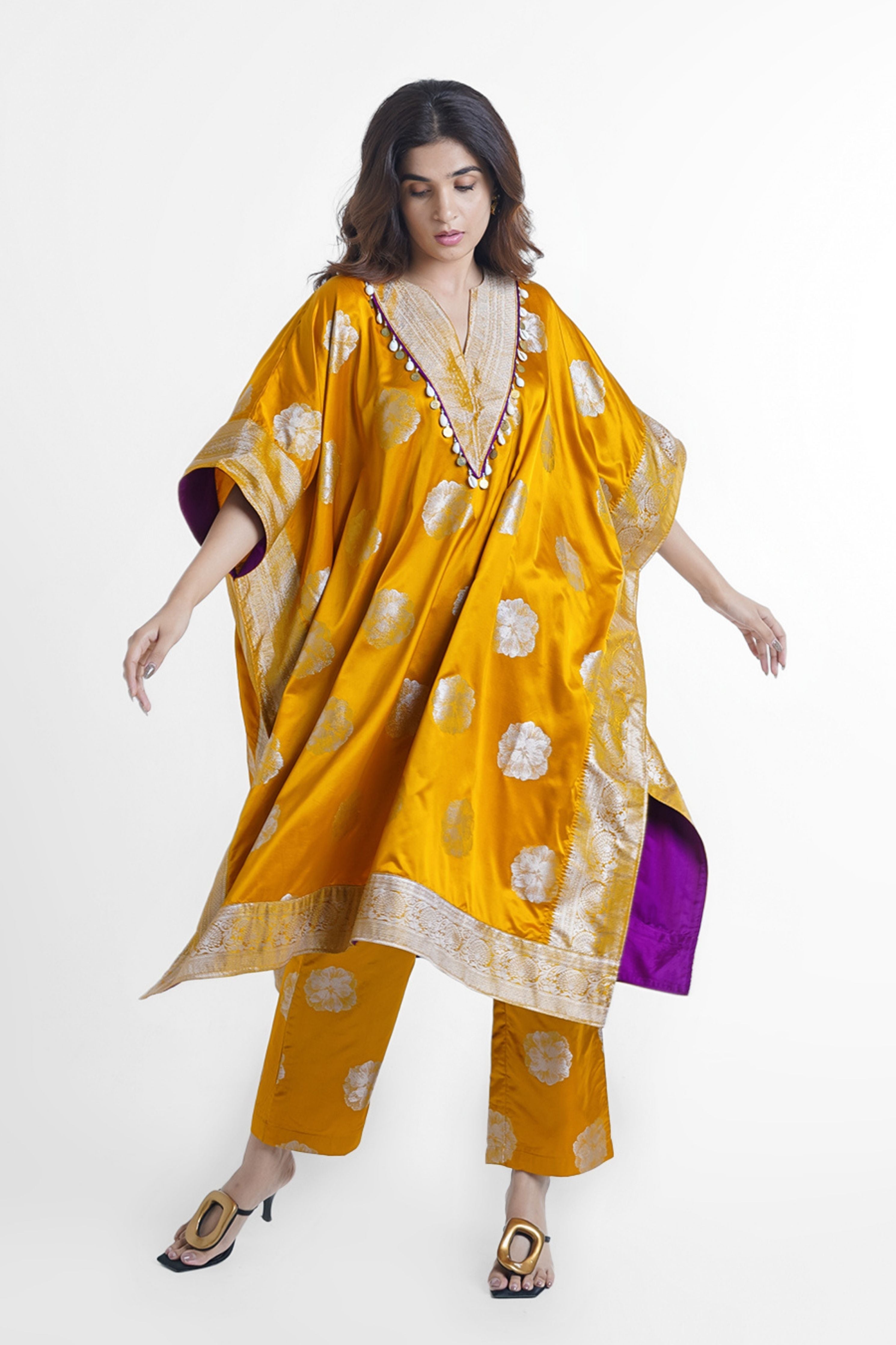 Gul Kaftan Kurta Set