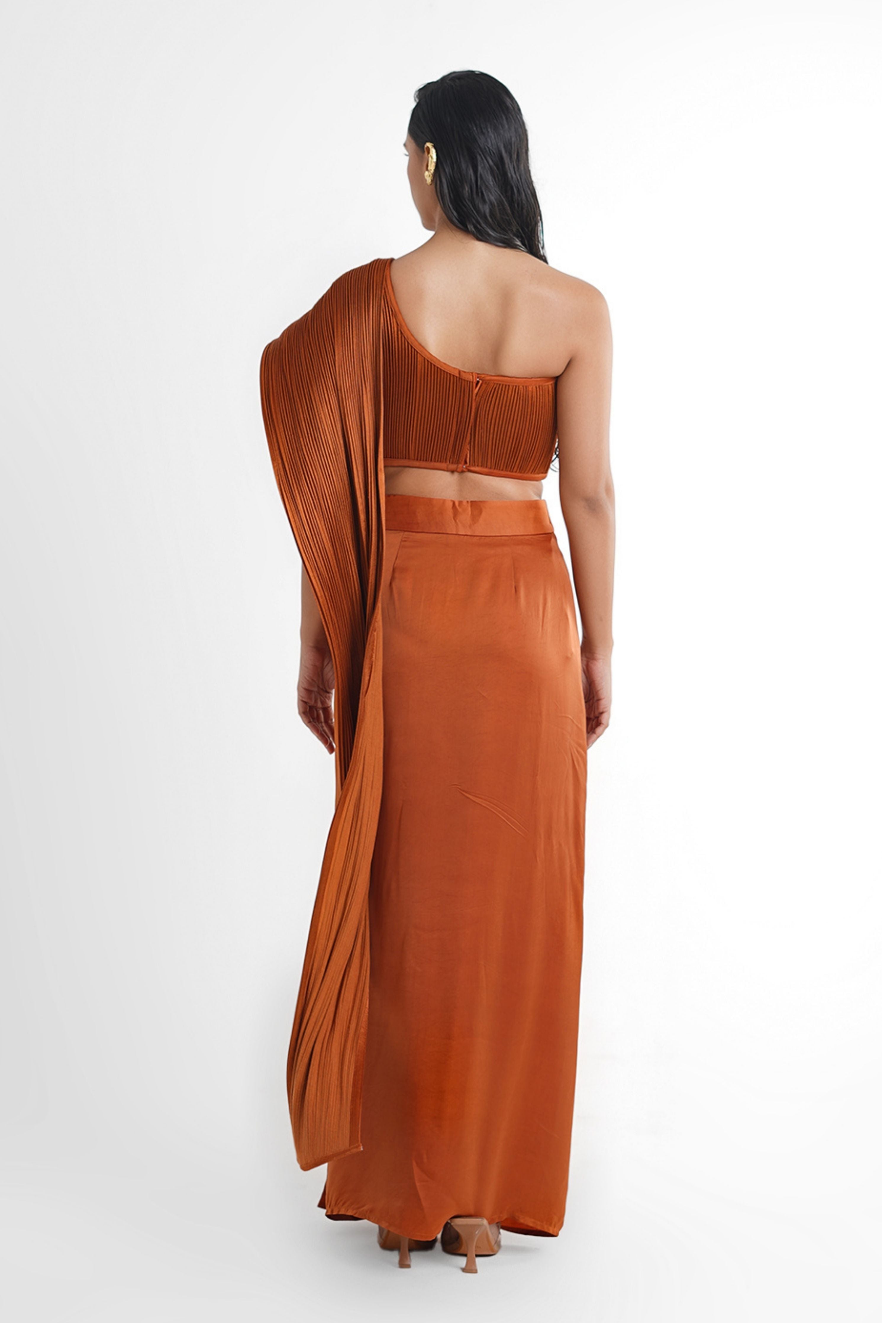 Zeenat Concept Saree In Rust