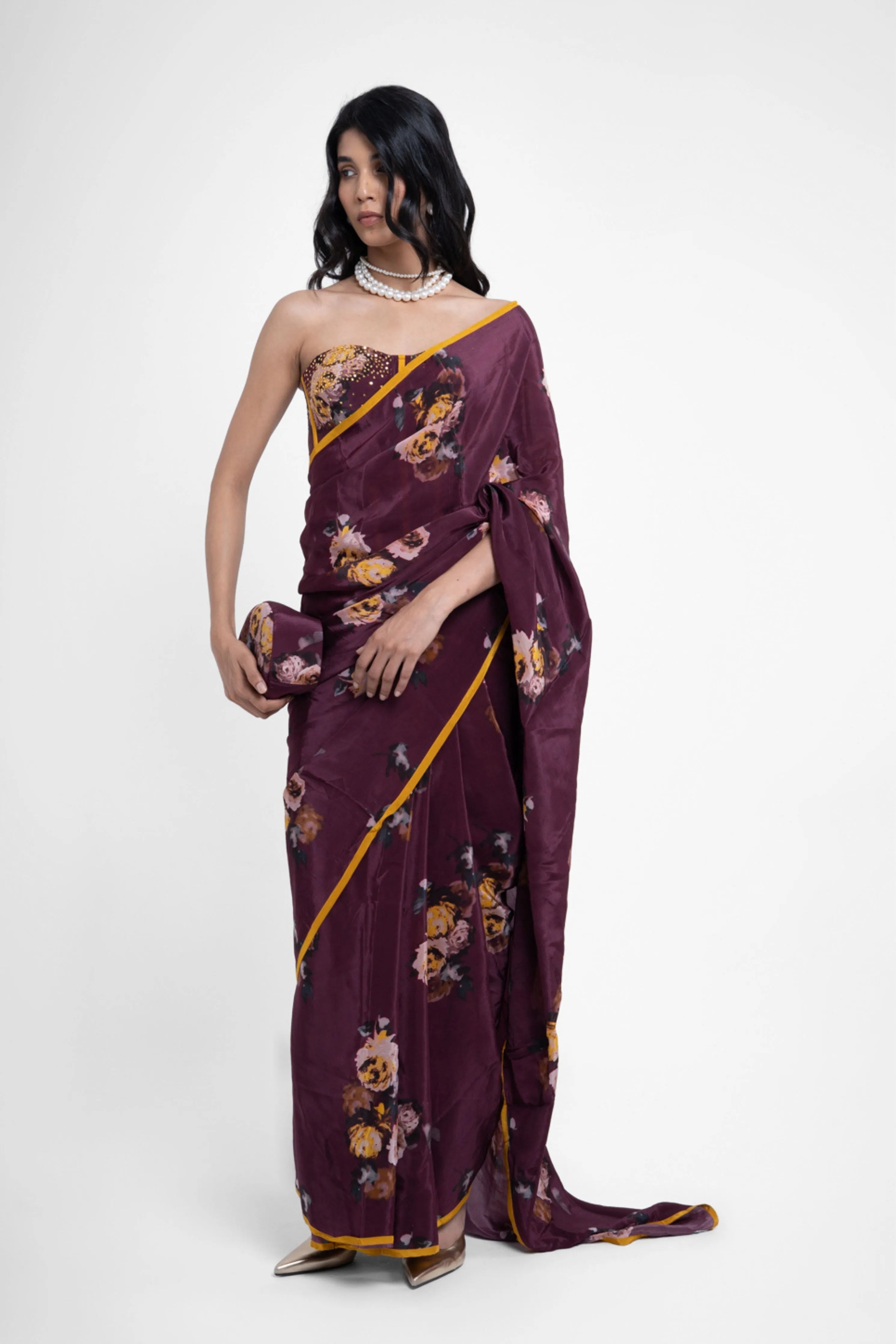 Monika Saree