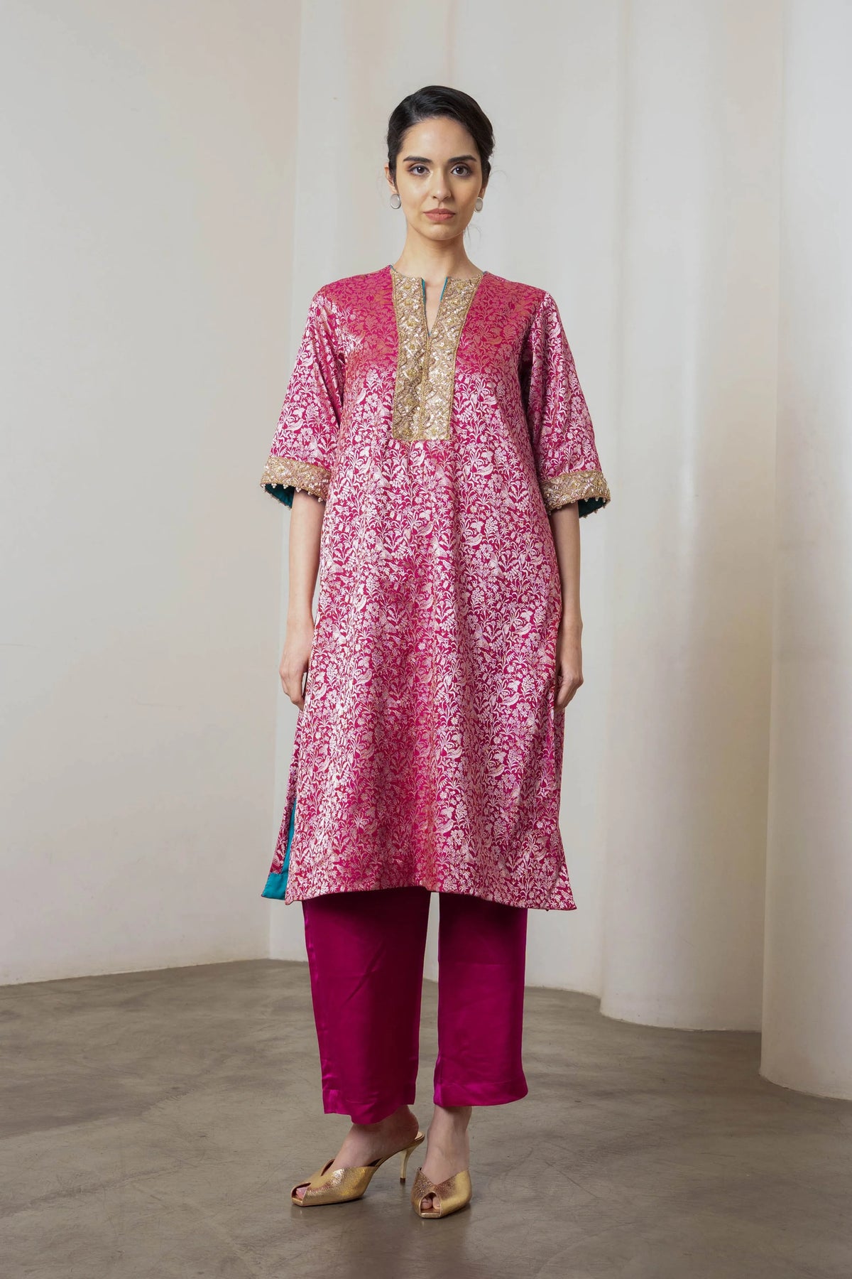 Rysa Kurta Set Magenta