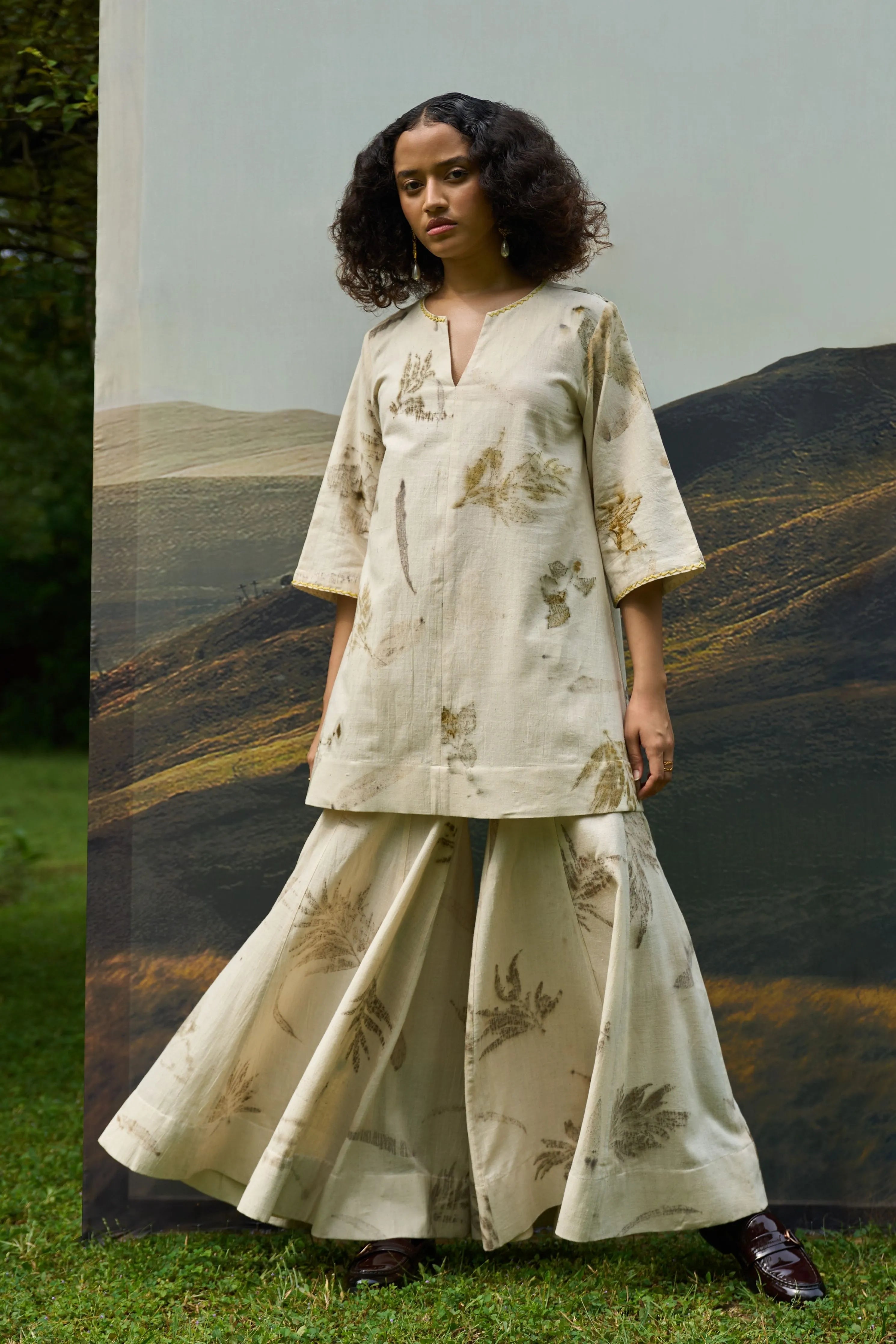 Live Leafy Sharara Pants