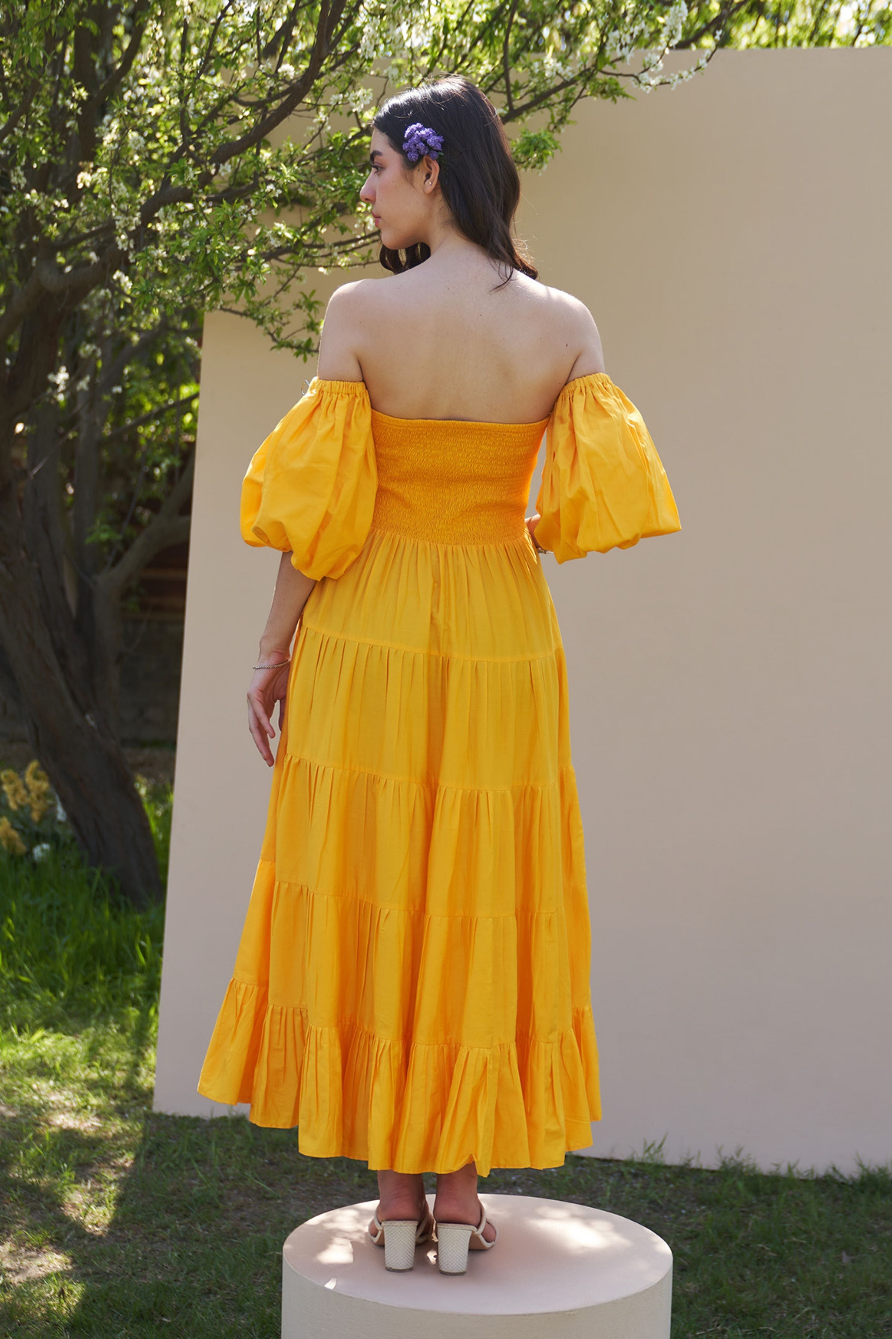 Beatrice Mango Sorbet Midi Dress with Detachable Sleeves