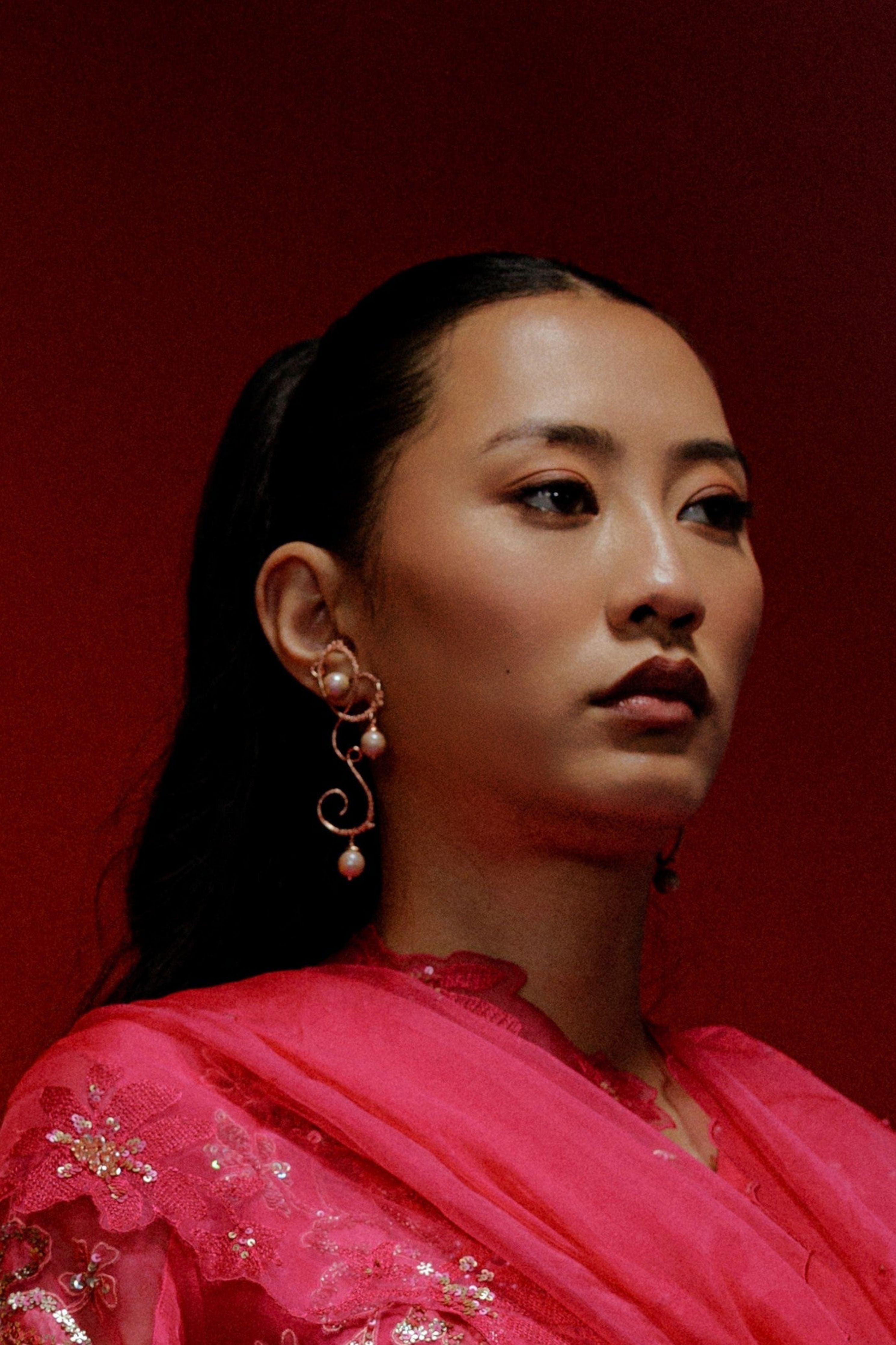 Curly Worly Pearly Danglers Rose Gold Earing