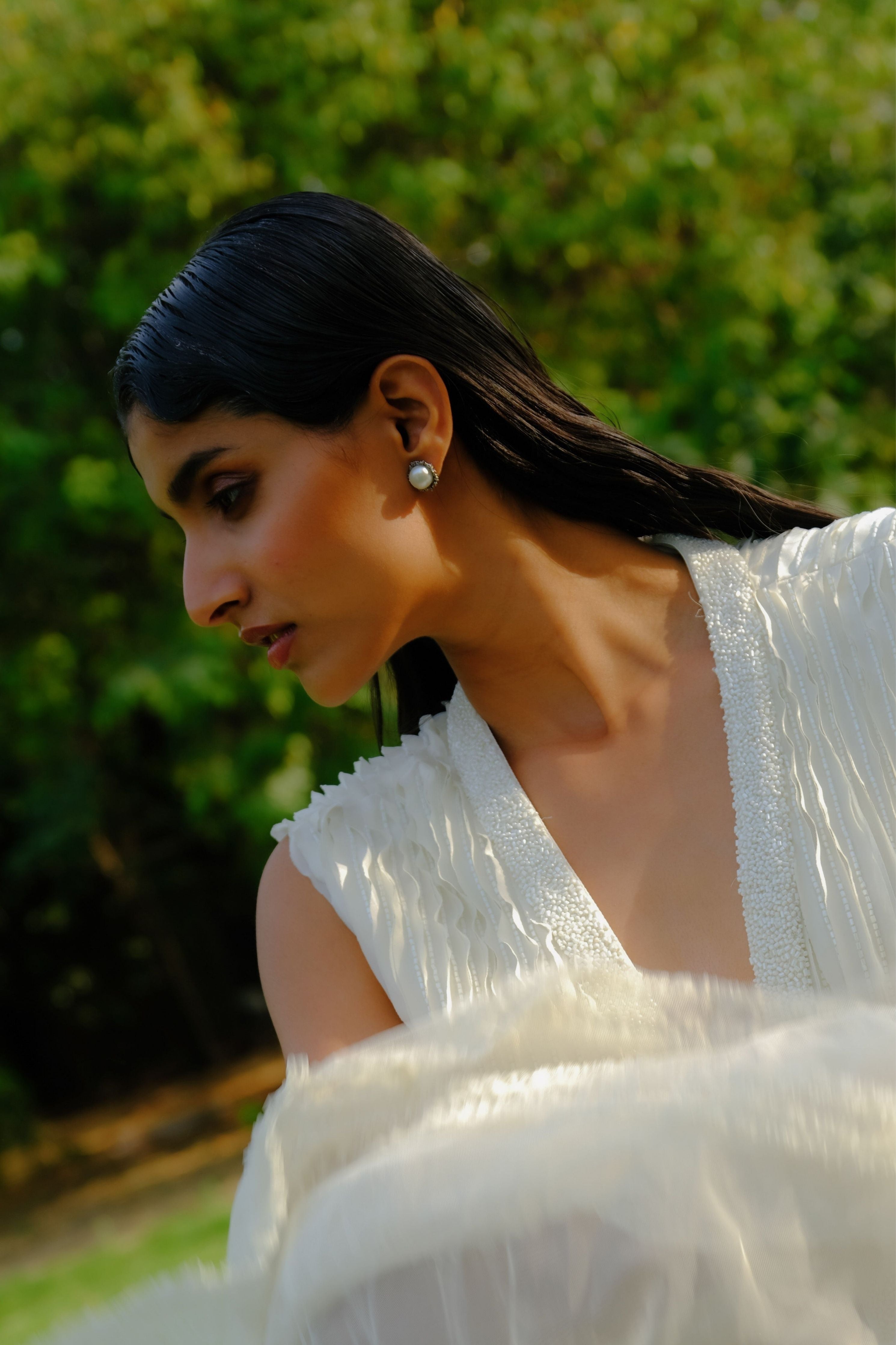 Pearl Cup Studs Meteorite Black