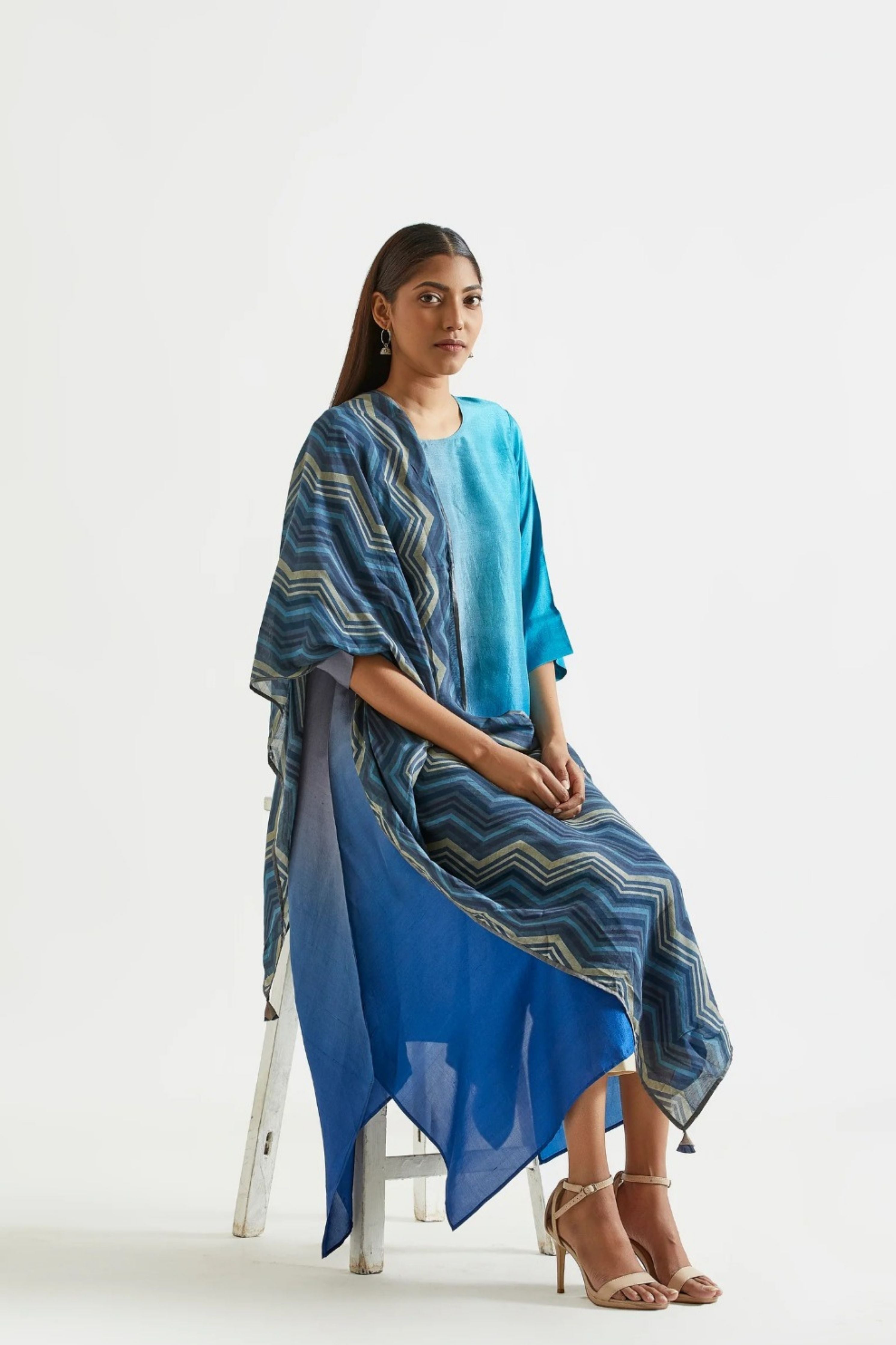 Firozi Grey Kurta with Stole