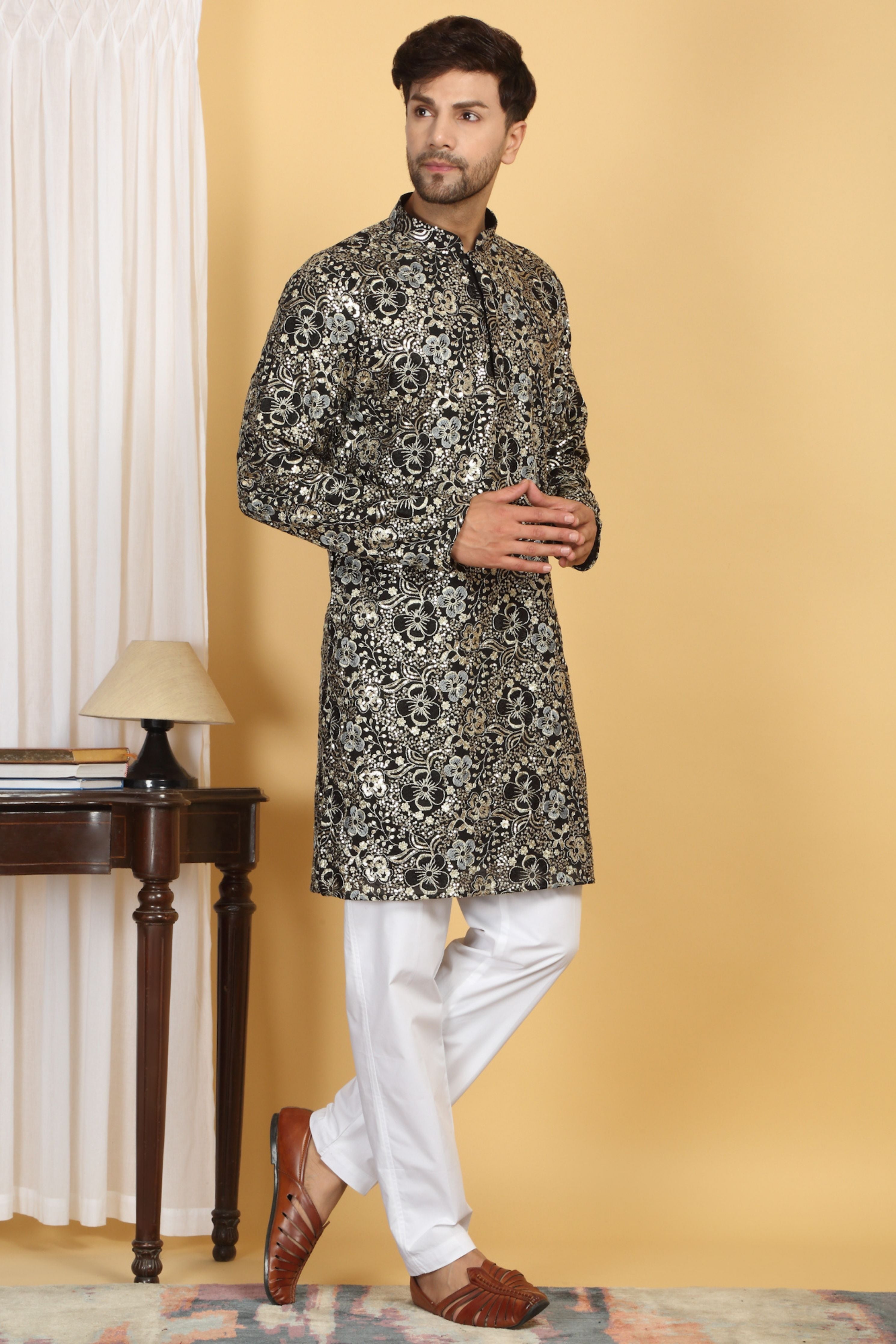 Divyakriti Black Embroidered Kurta Set