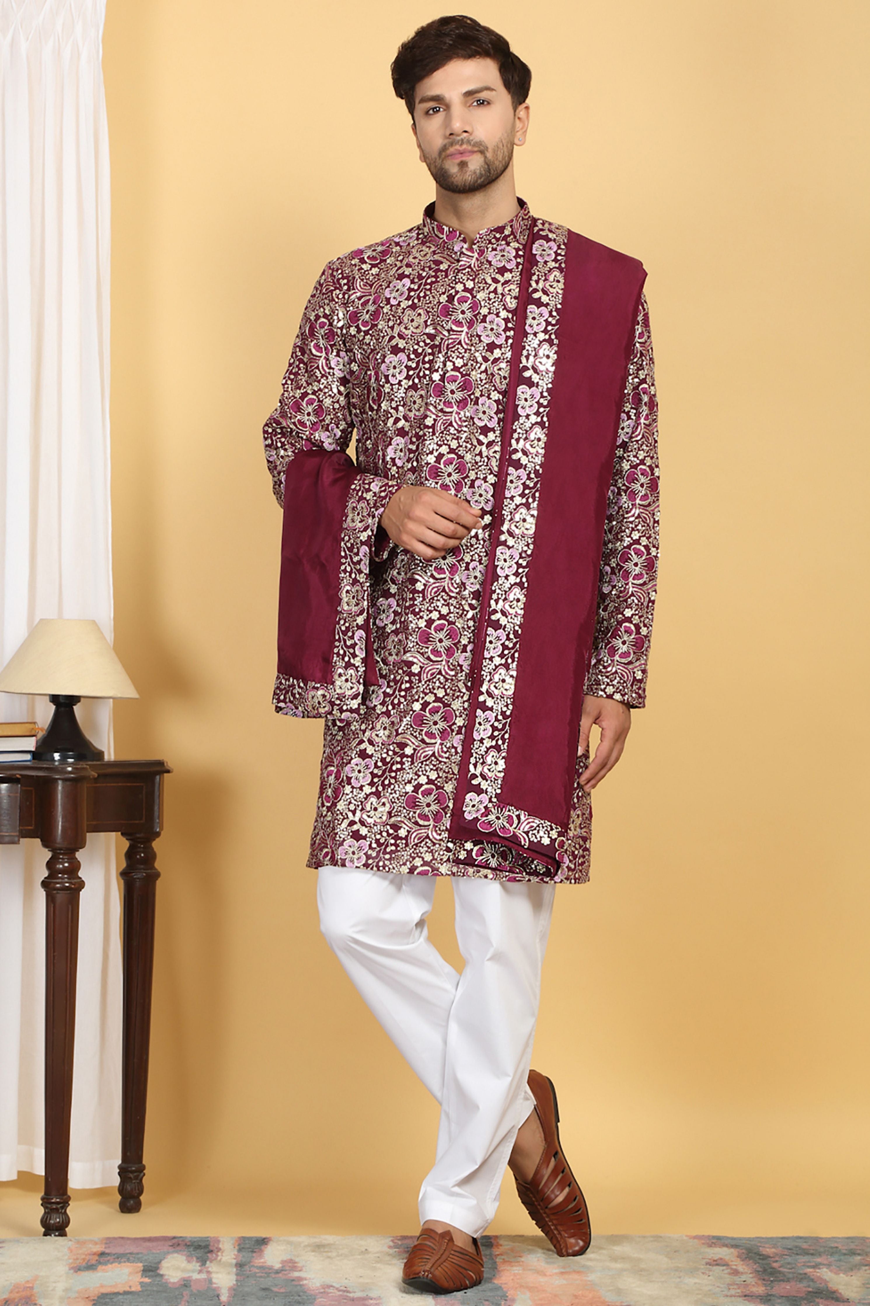 Divyakriti  Embroidered Kurta Set