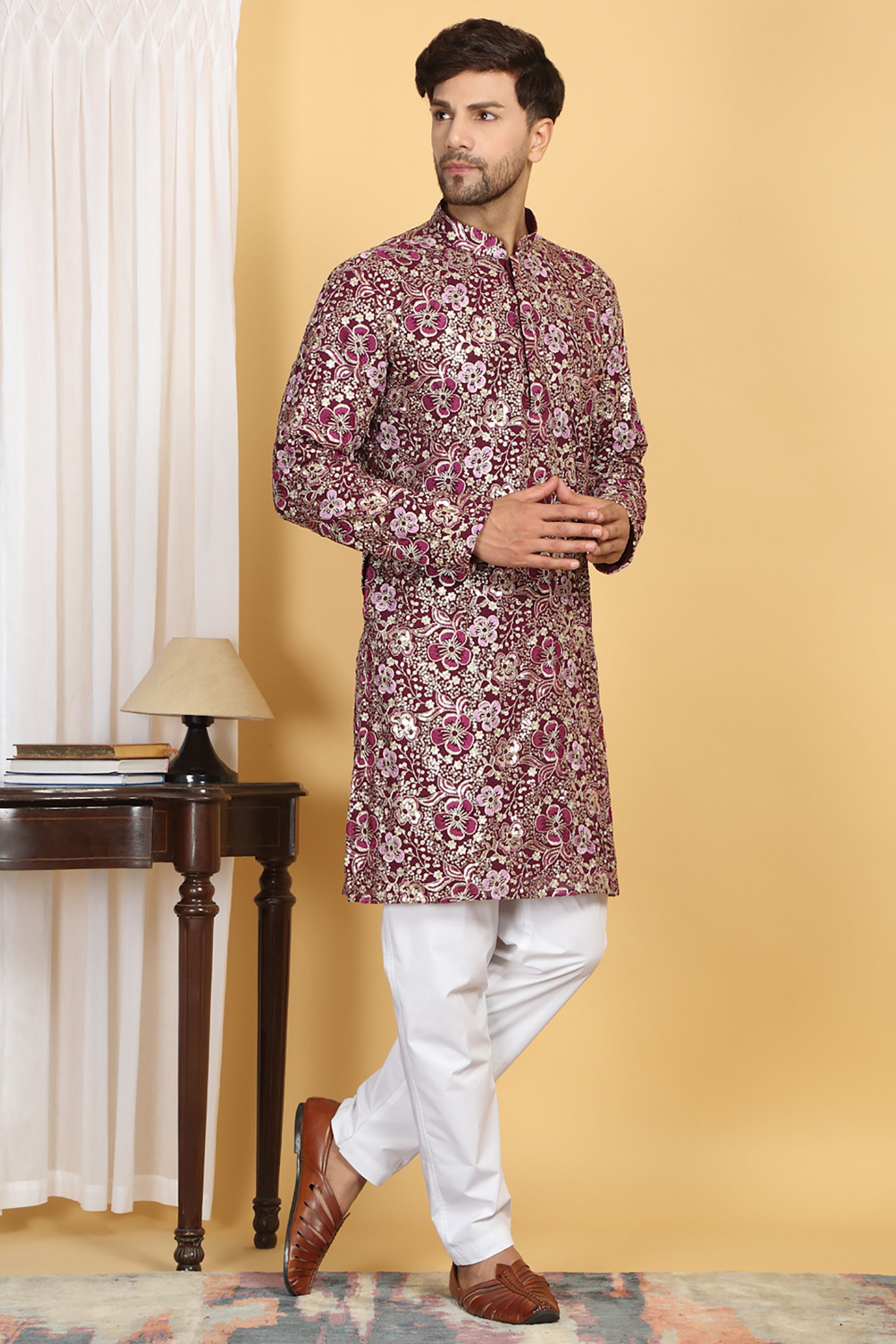 Divyakriti  Embroidered Kurta Set