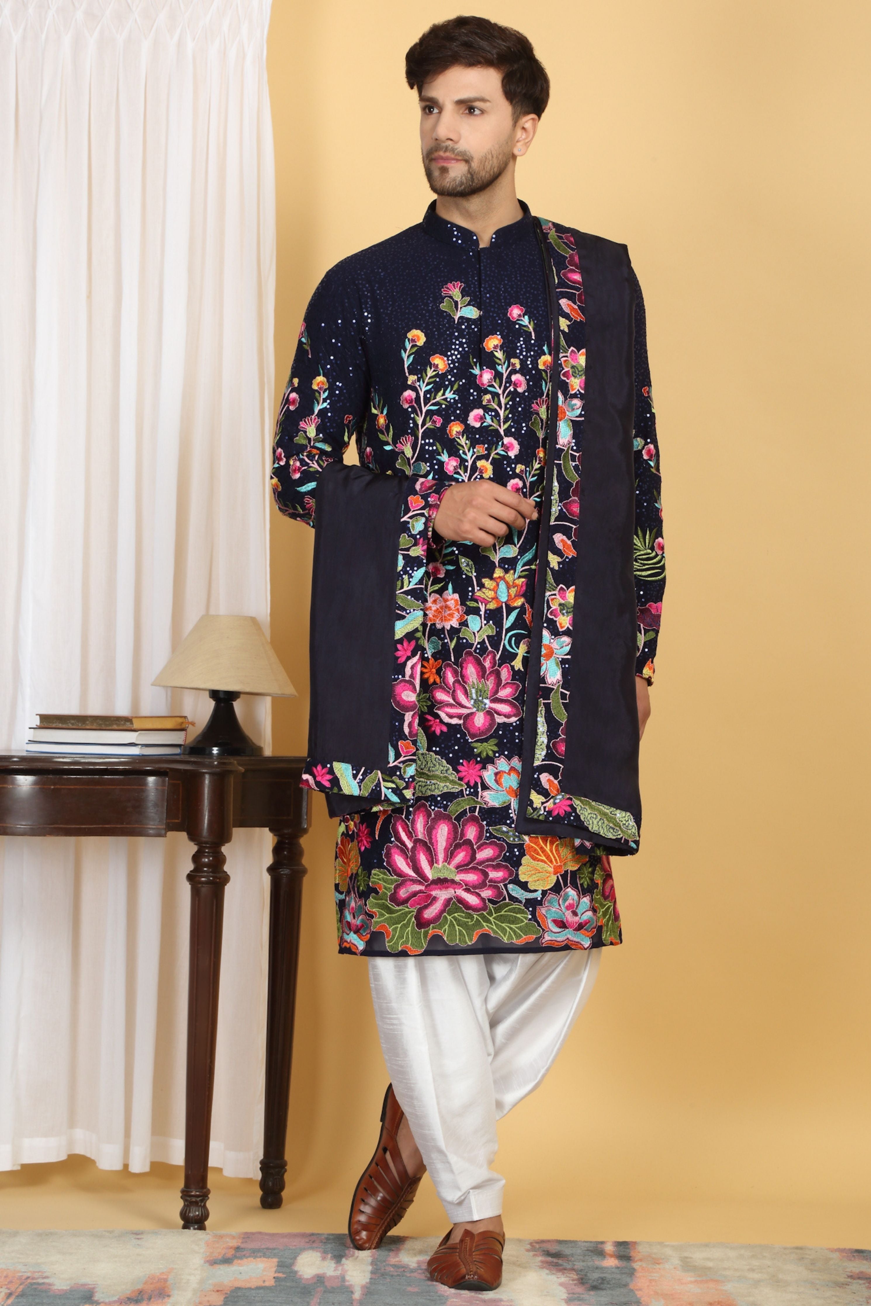 Pushp-Vansh Embroidered Kurta Set