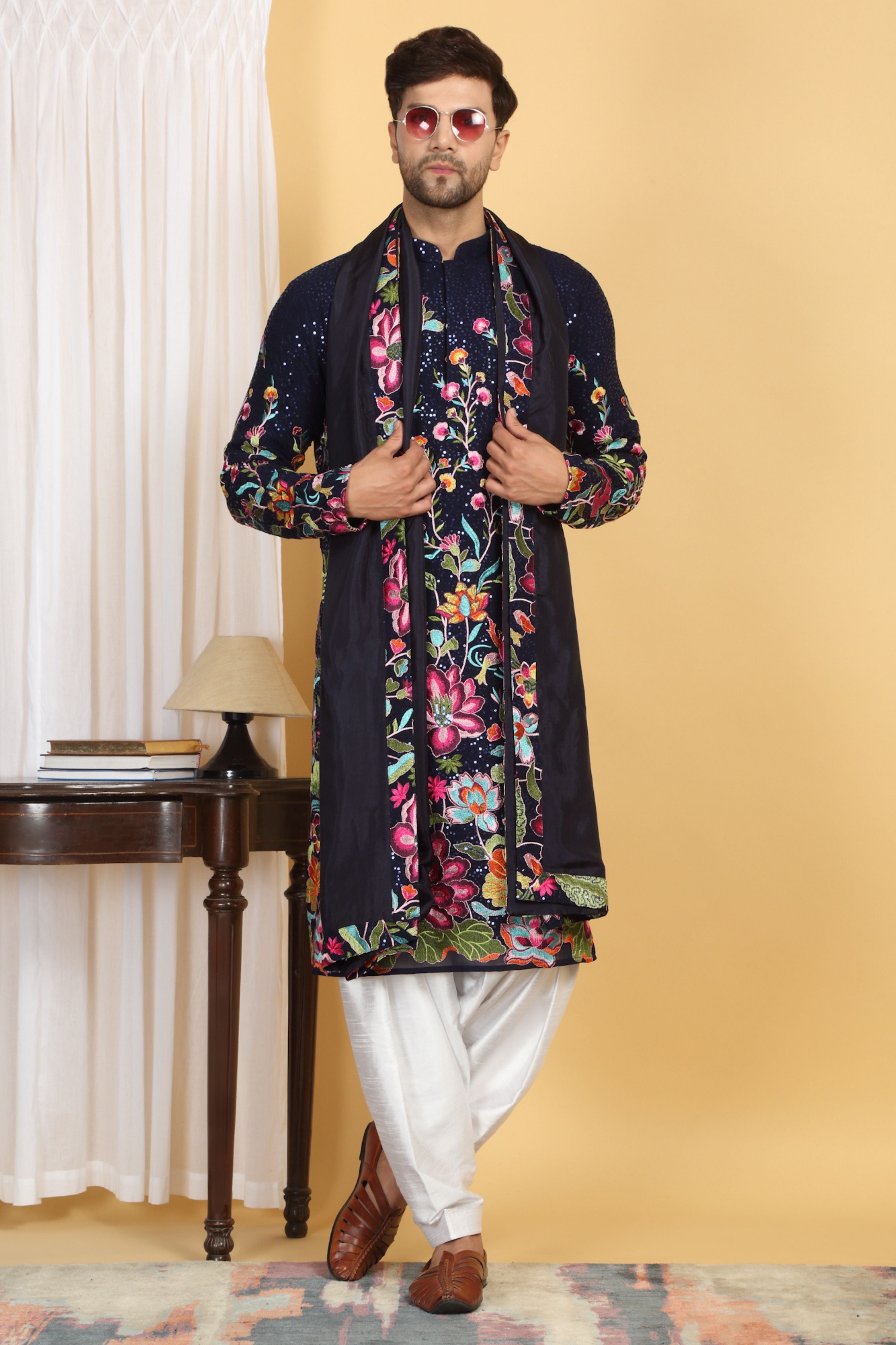 Pushp-Vansh Embroidered Kurta Set