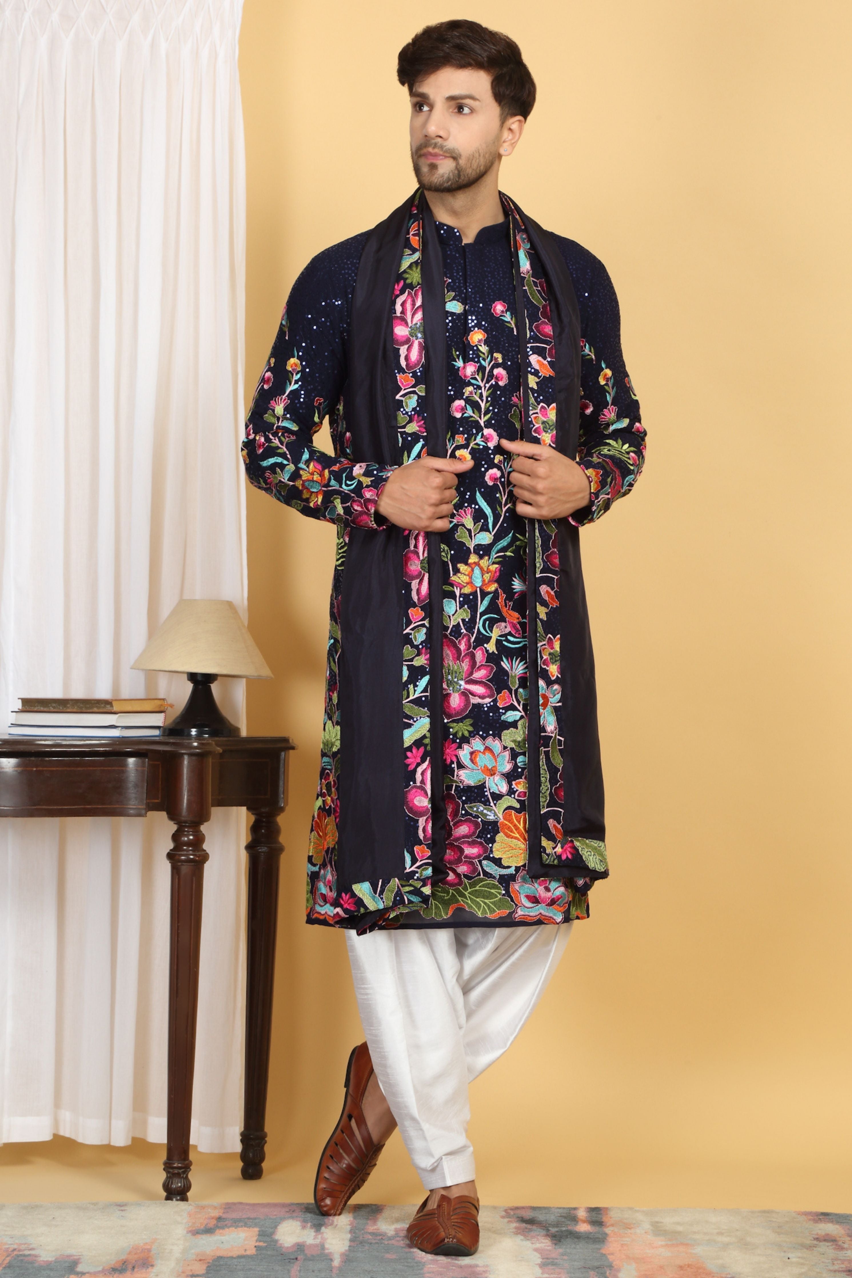 Pushp-Vansh Embroidered Kurta Set