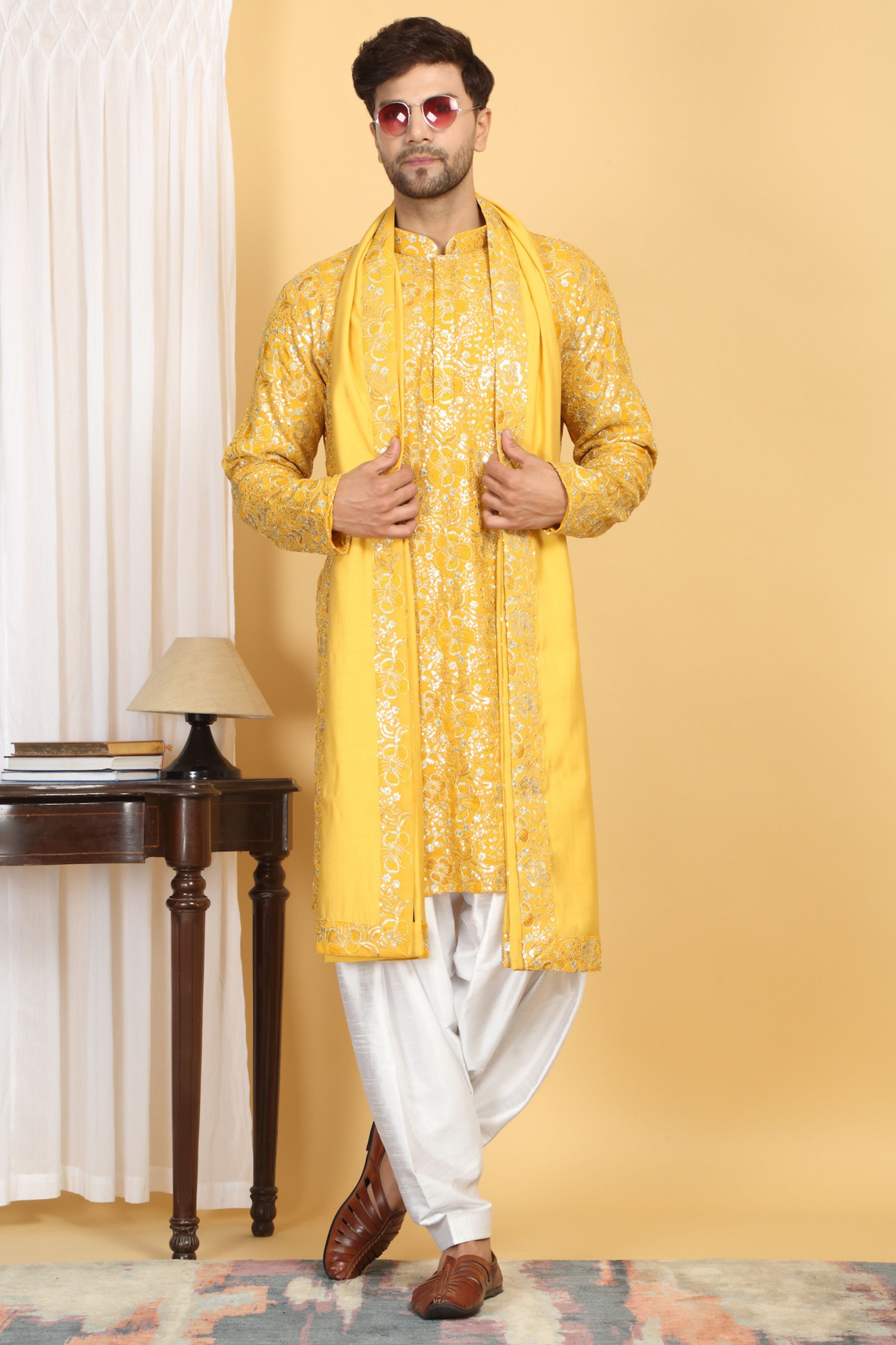 Divyakriti Embroidered  Kurta Set