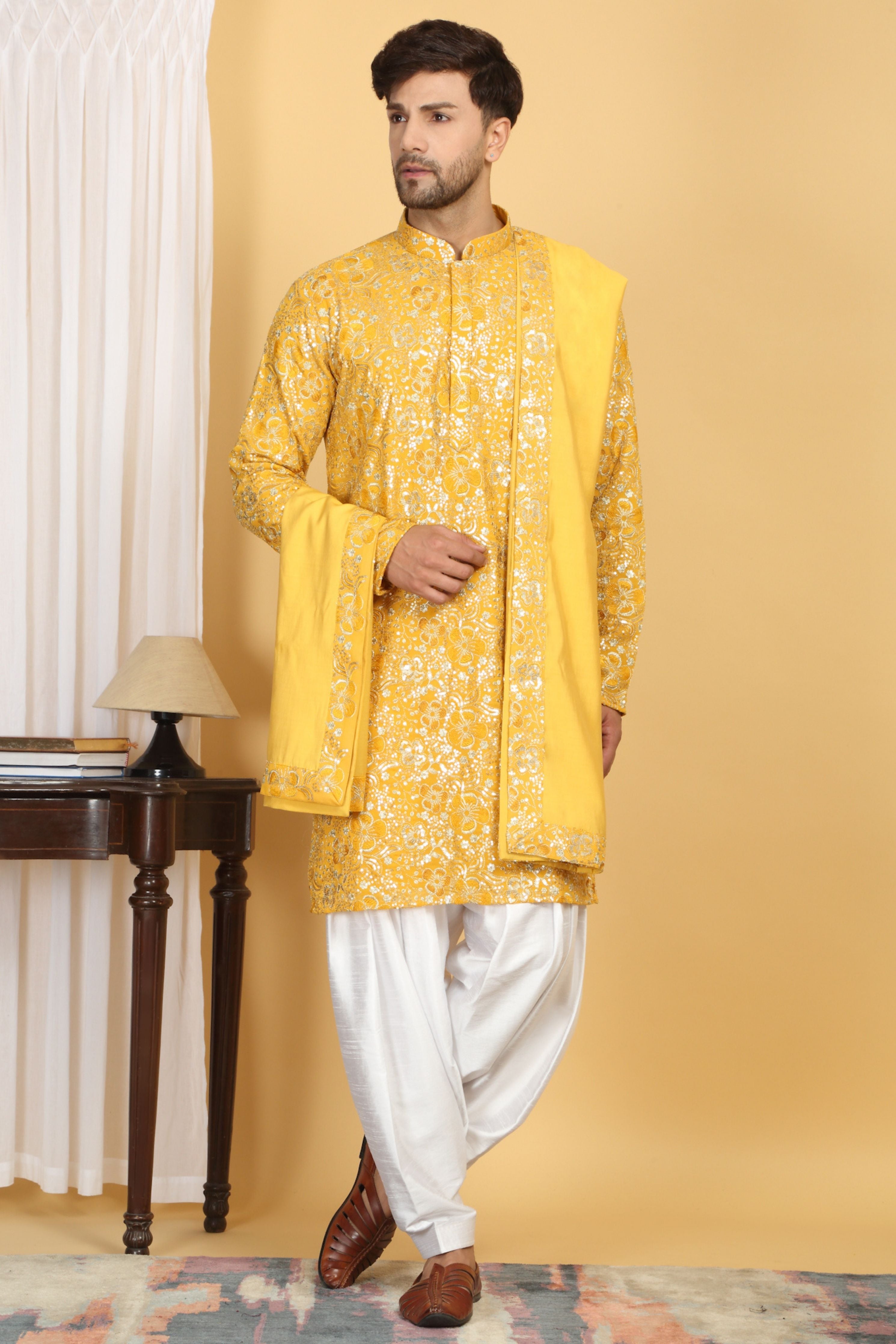 Divyakriti Embroidered  Kurta Set