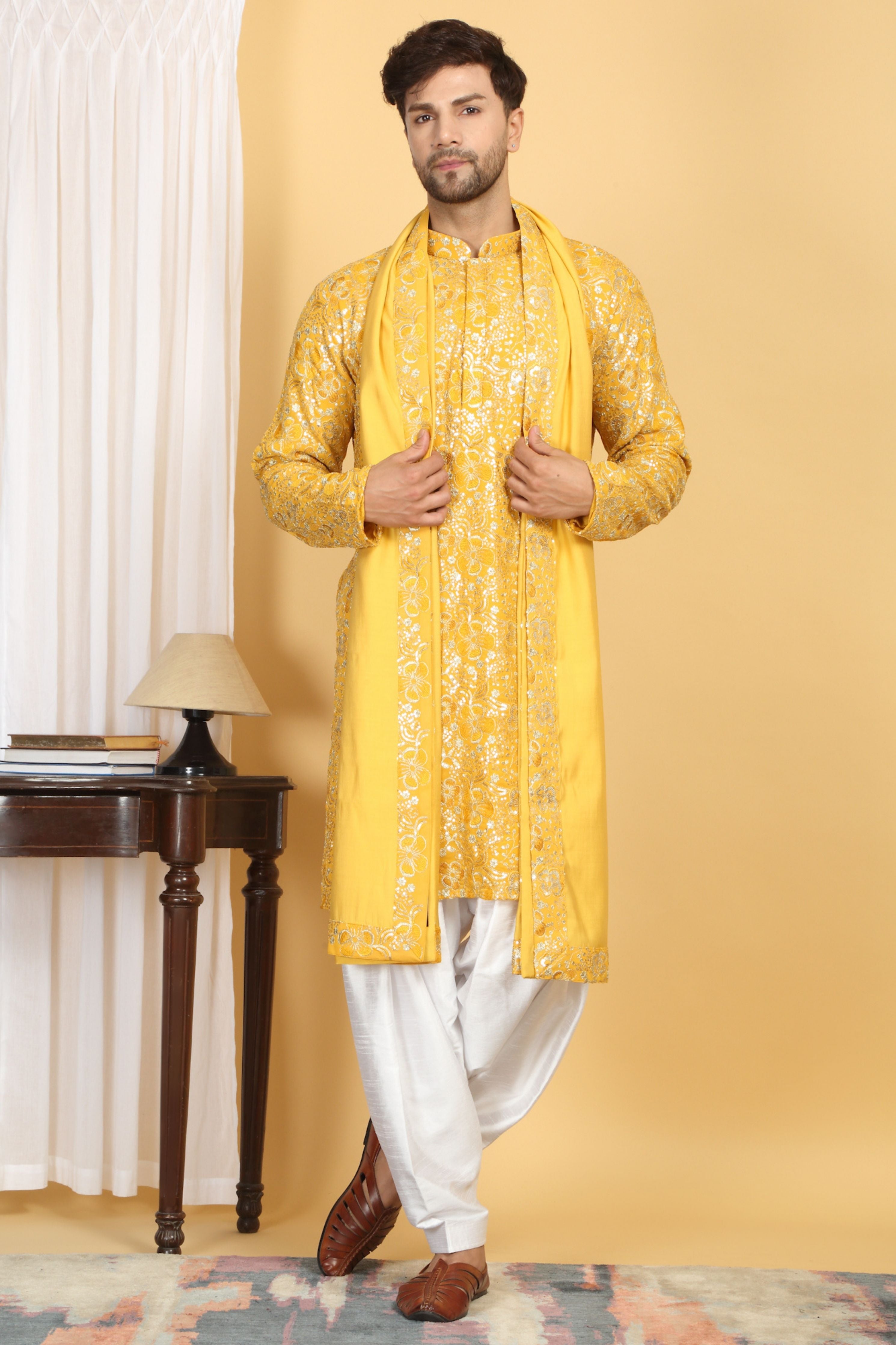 Divyakriti Embroidered  Kurta Set