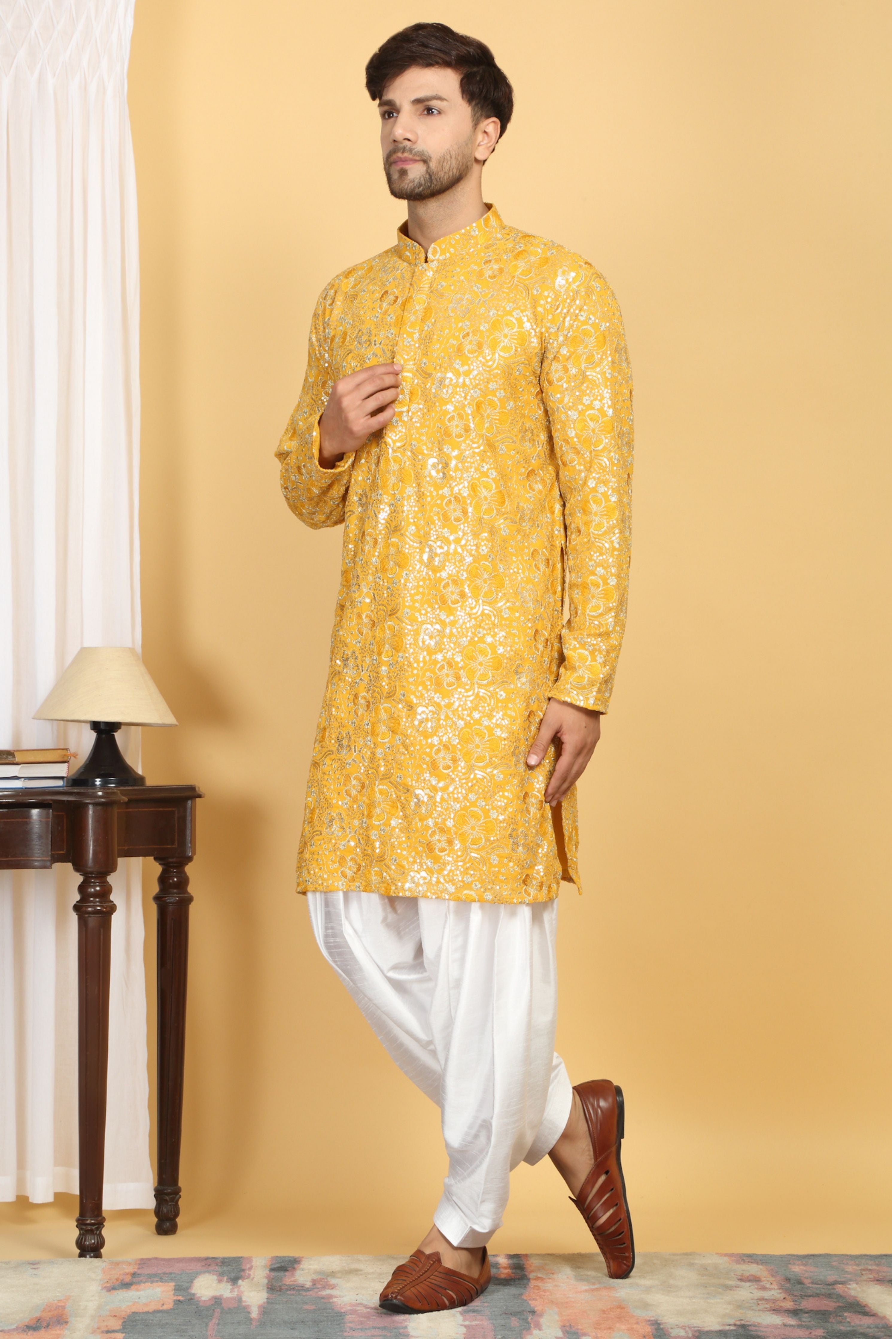 Divyakriti Embroidered  Kurta Set