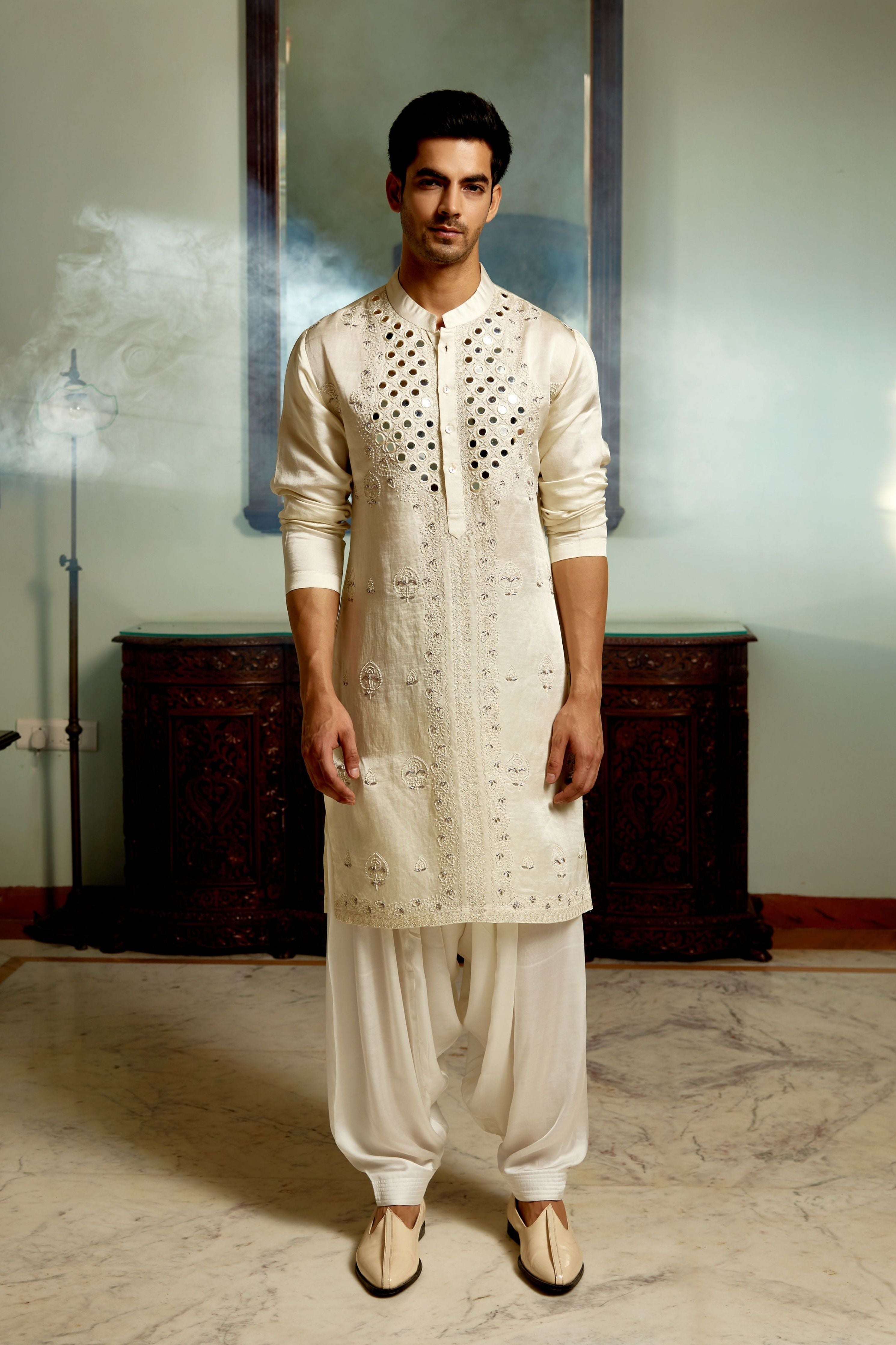 Daniyal Kurta