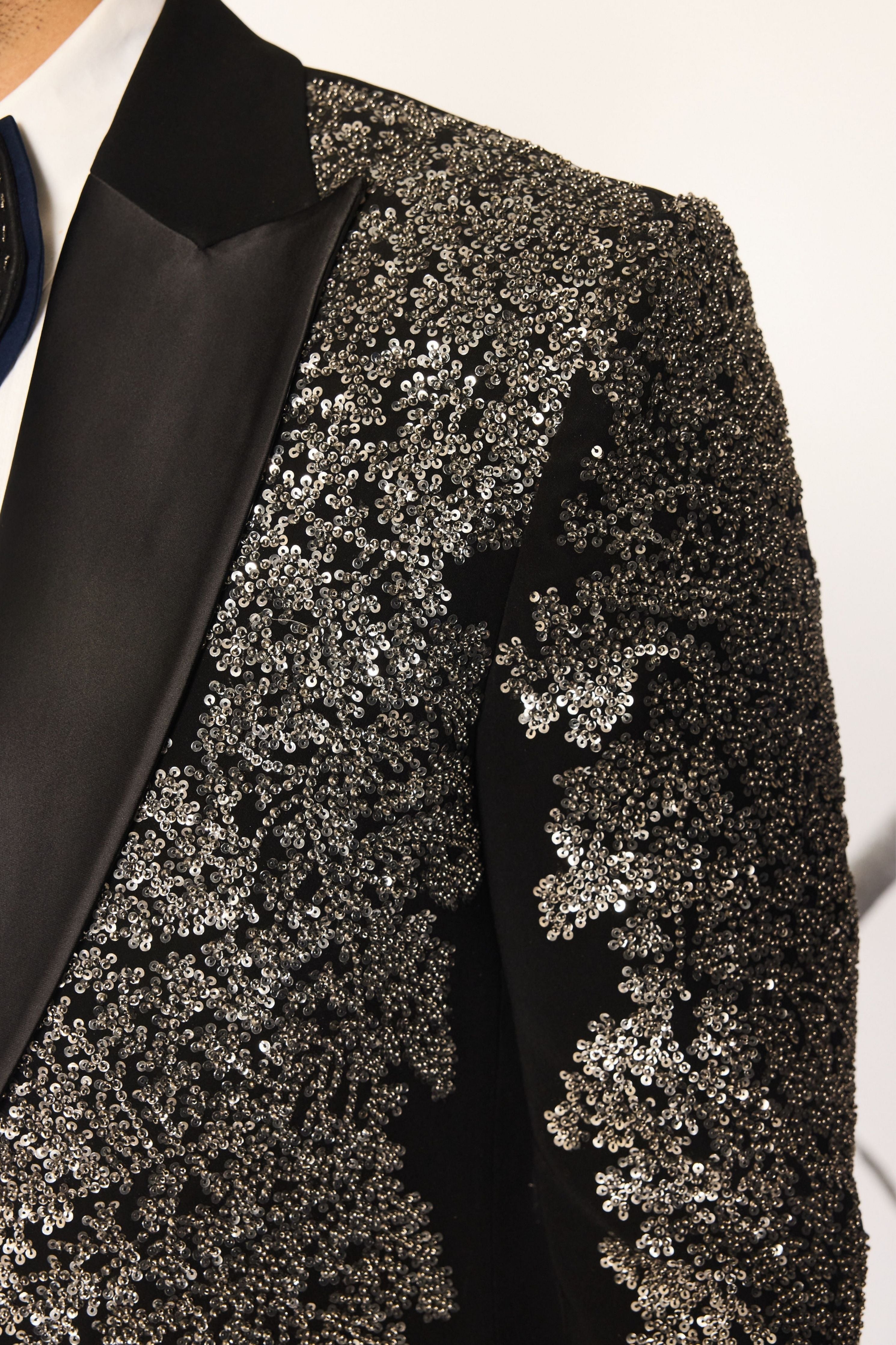 Stellar Bloom Tuxedo Set