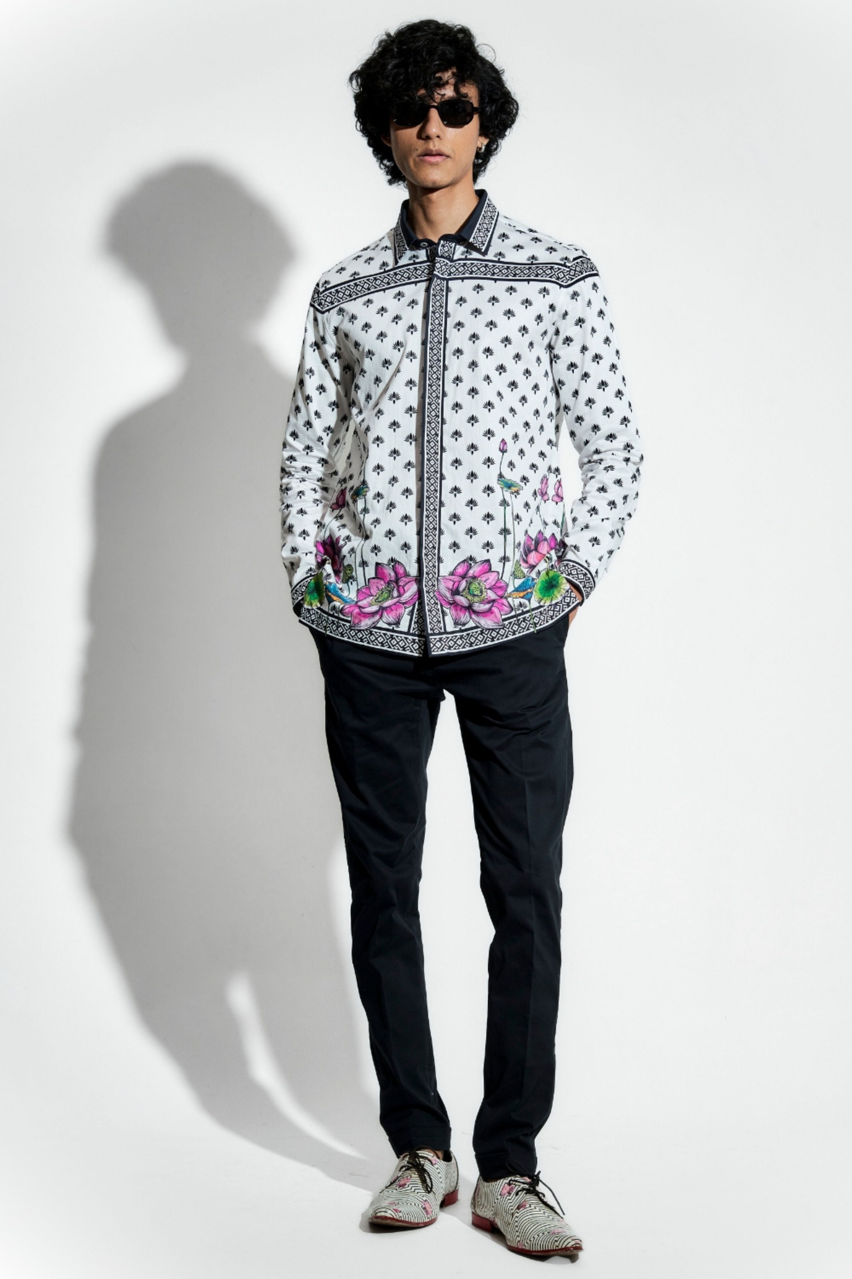 Nelumbo Black Cotton Printed Shirt