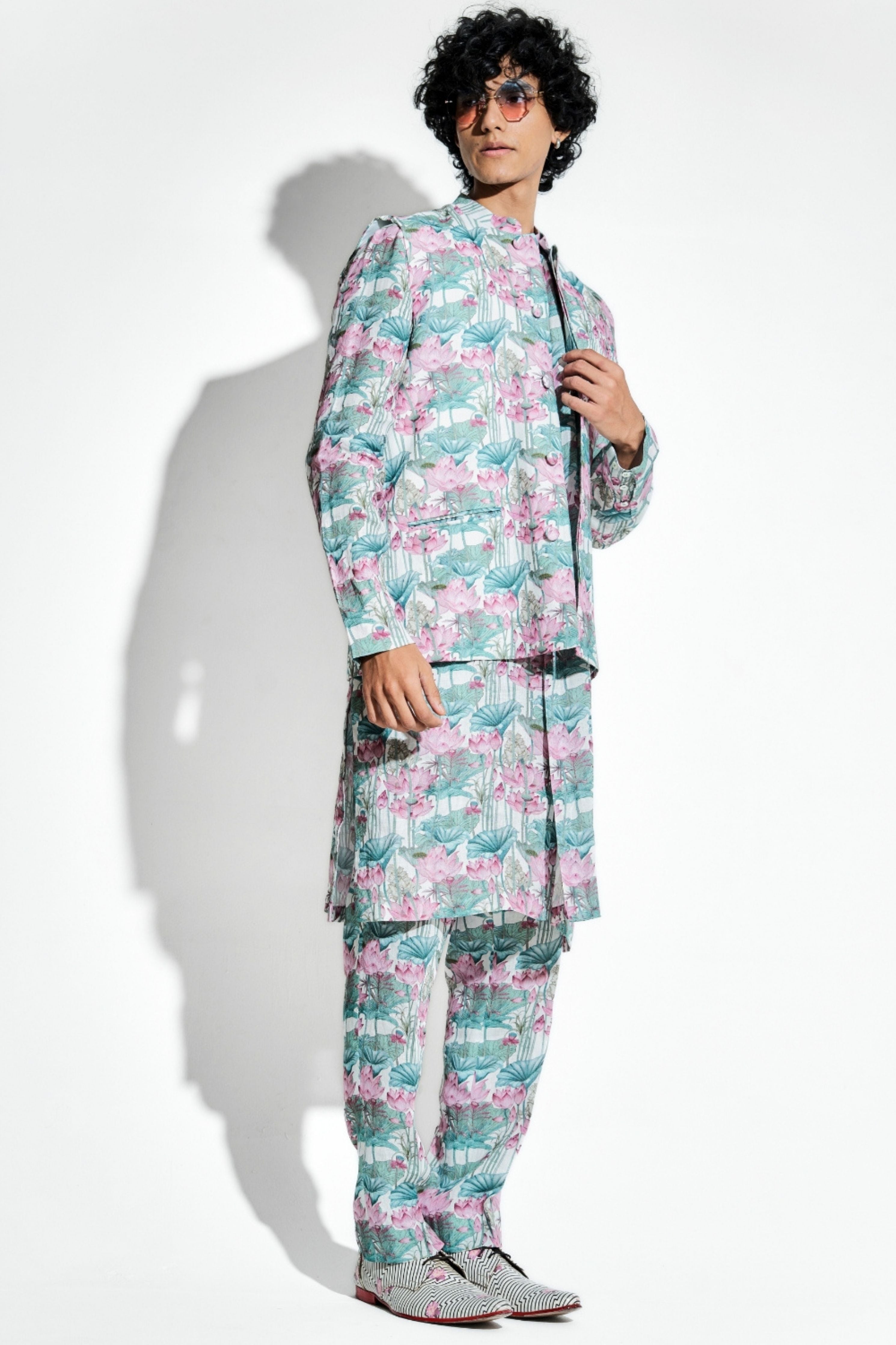 Gandharva Lotus Printed Linen Bundi