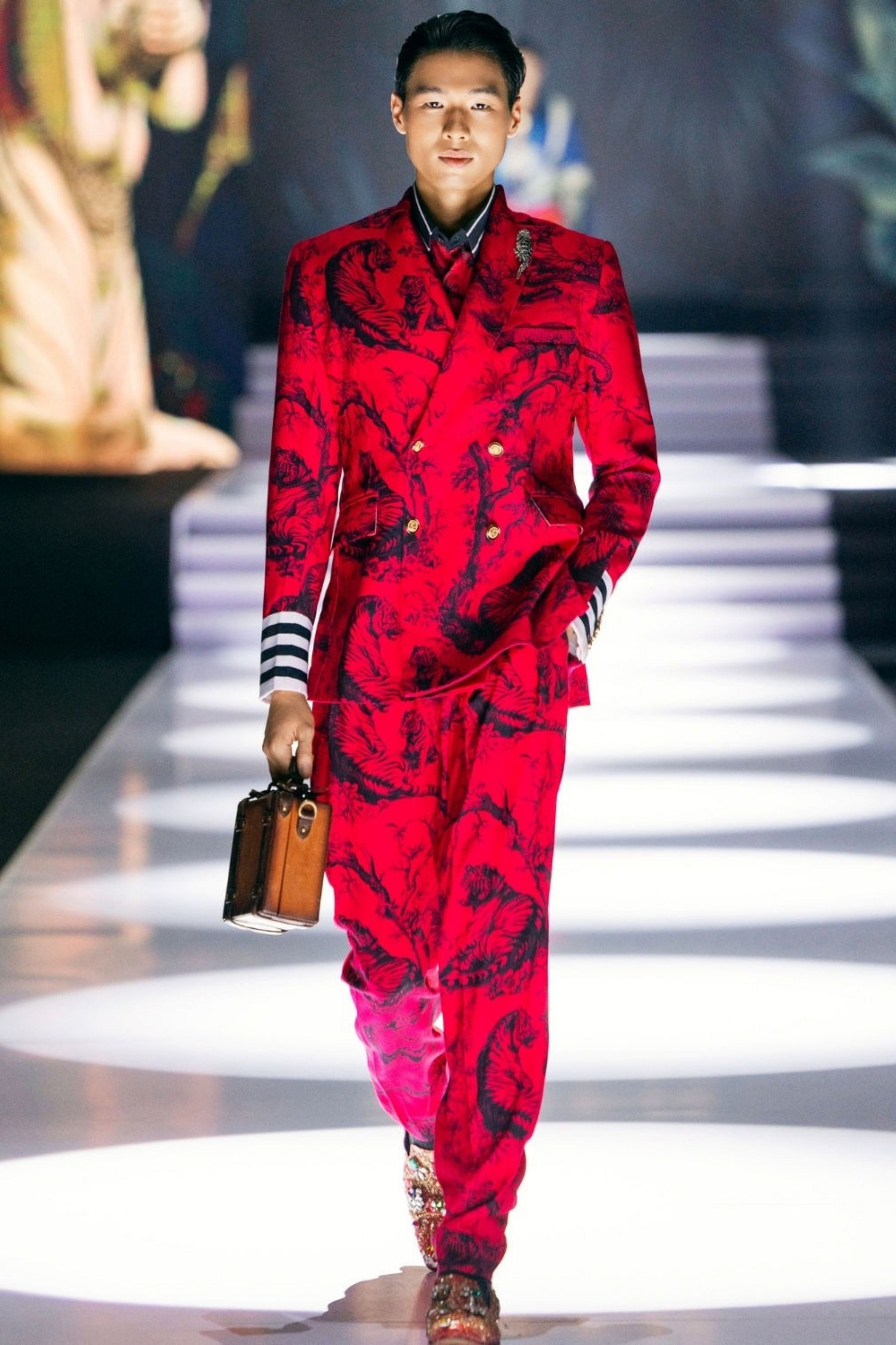 Juoy Red Double Breasted Printed Suit