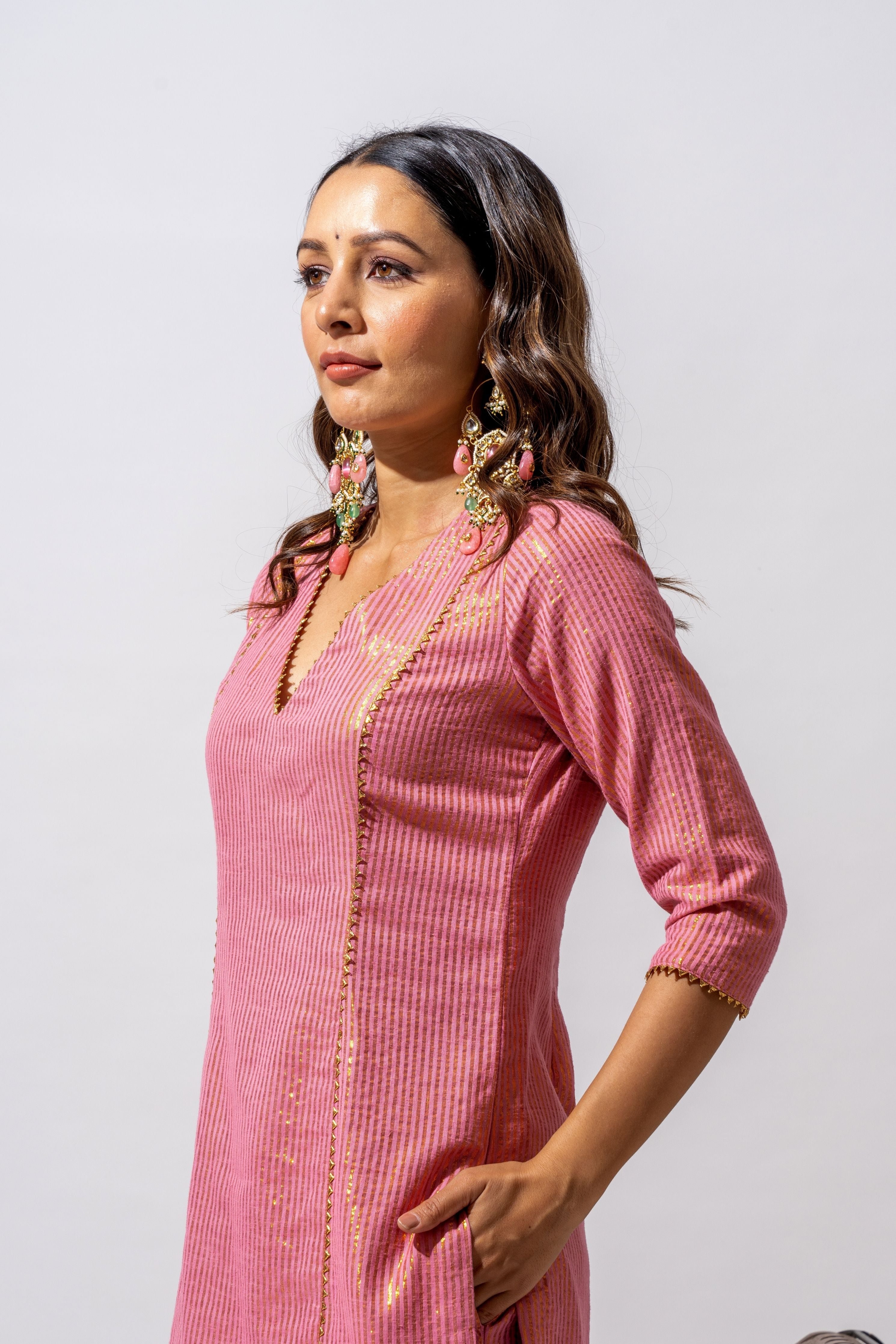 Aisha Zari Kurta Set