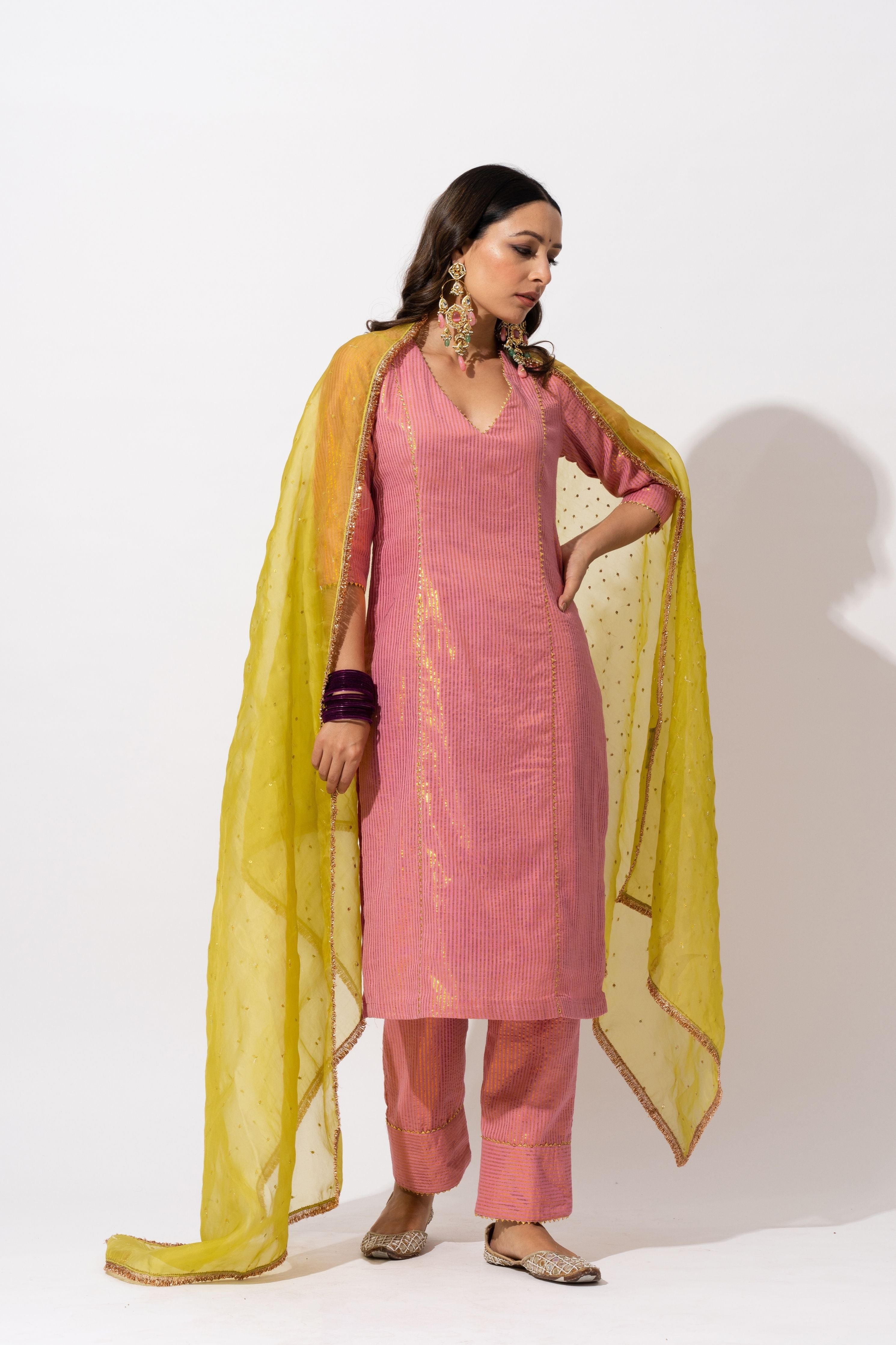 Aisha Zari Kurta Set