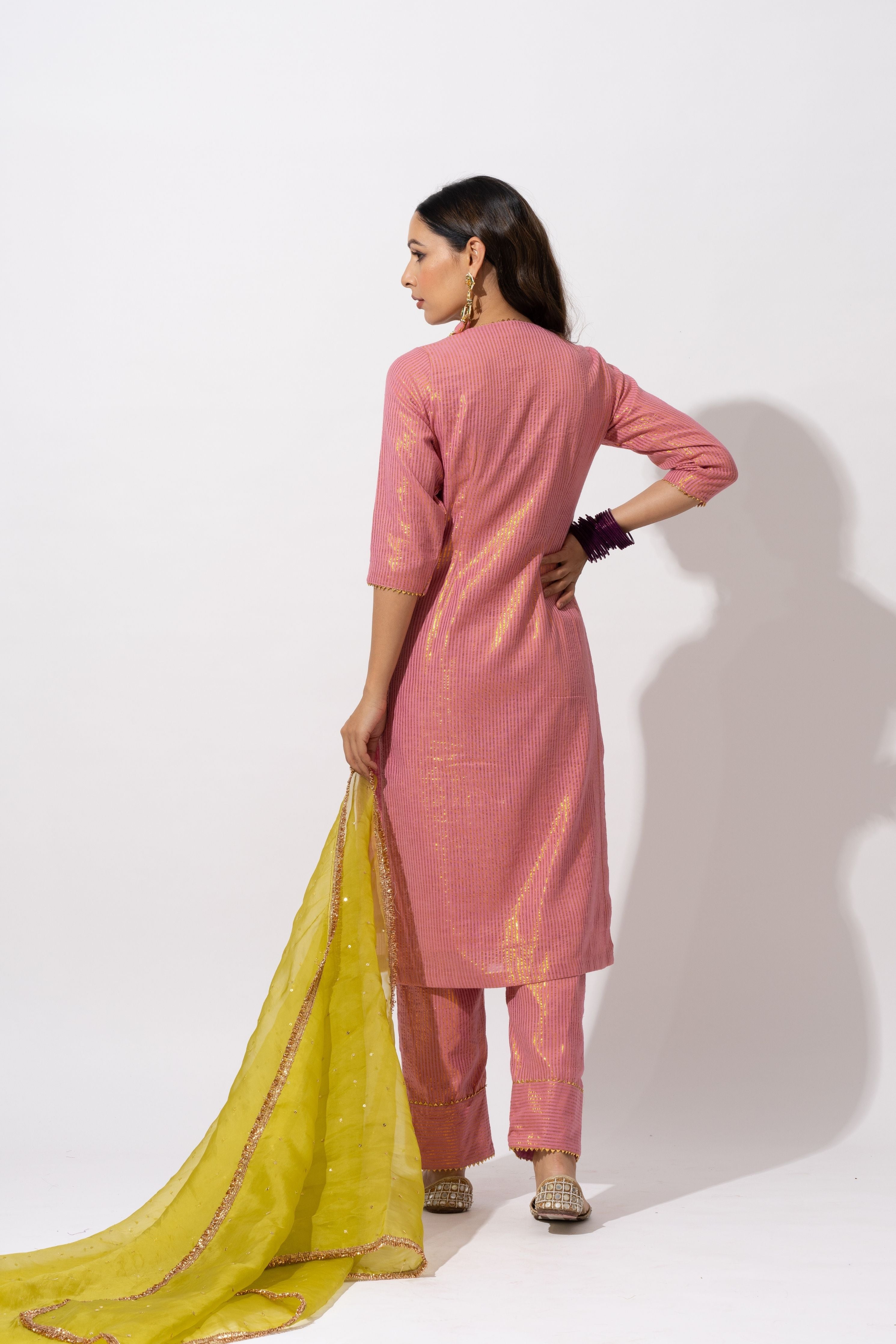 Aisha Zari Kurta Set
