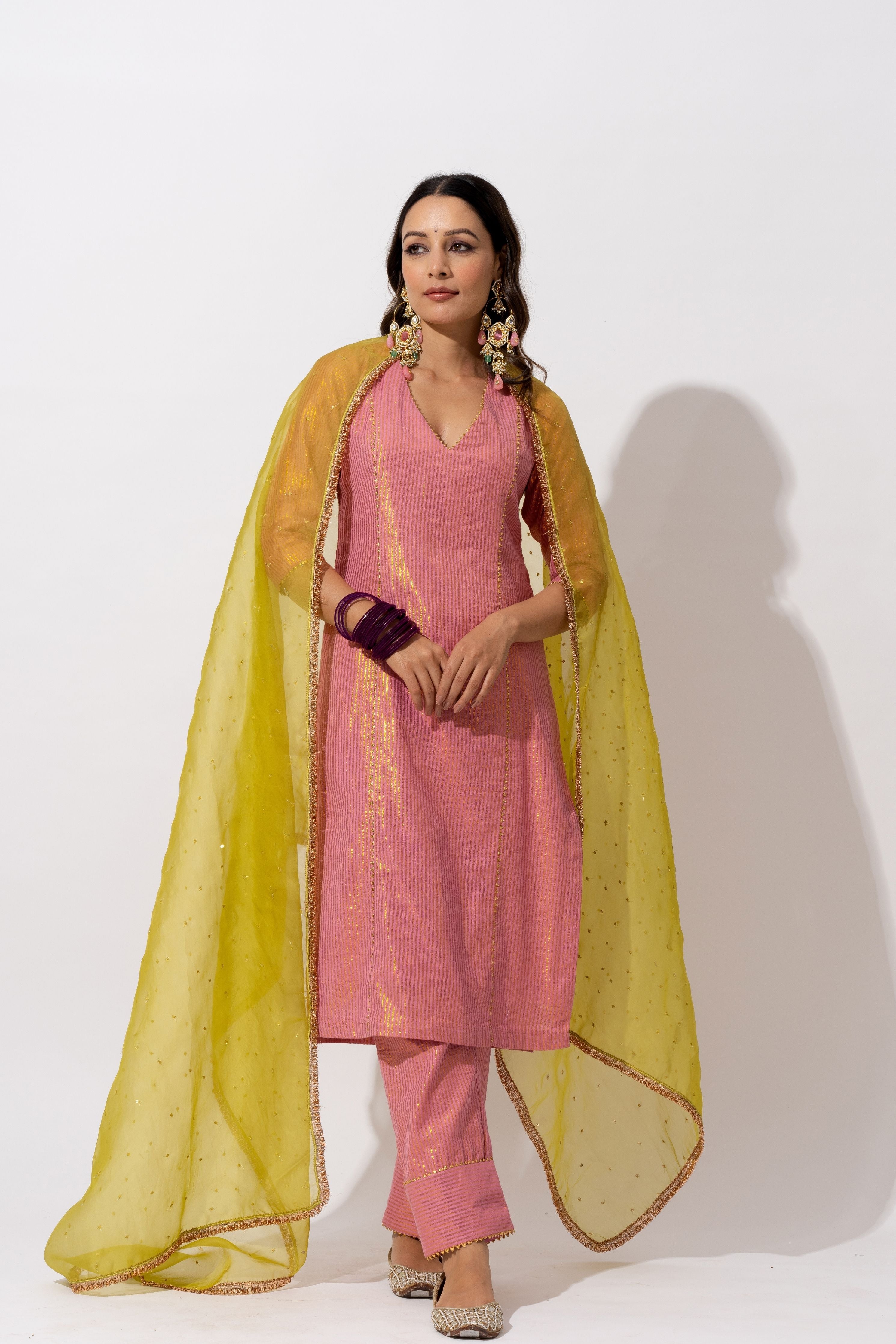 Aisha Zari Kurta Set