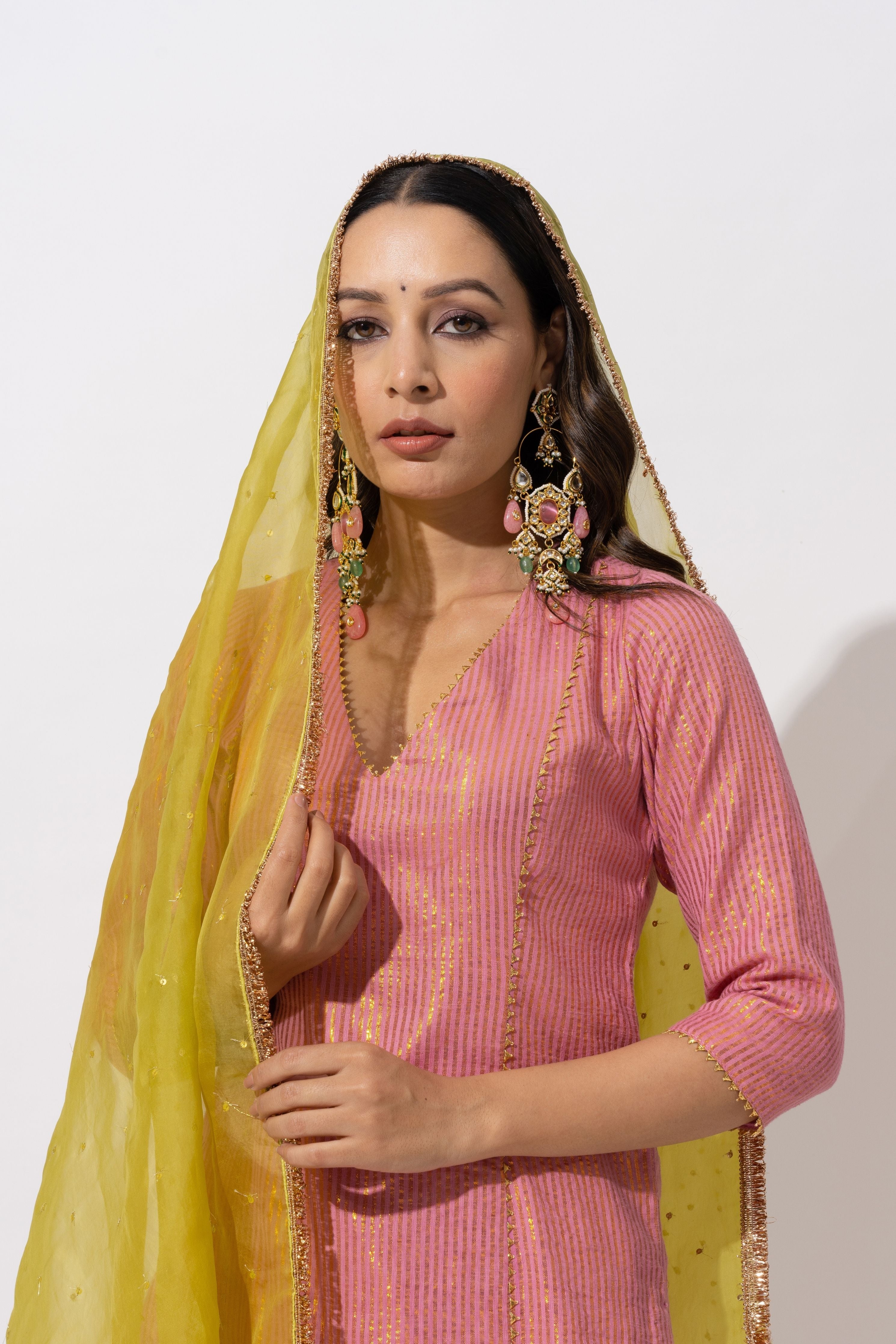 Aisha Zari Kurta Set