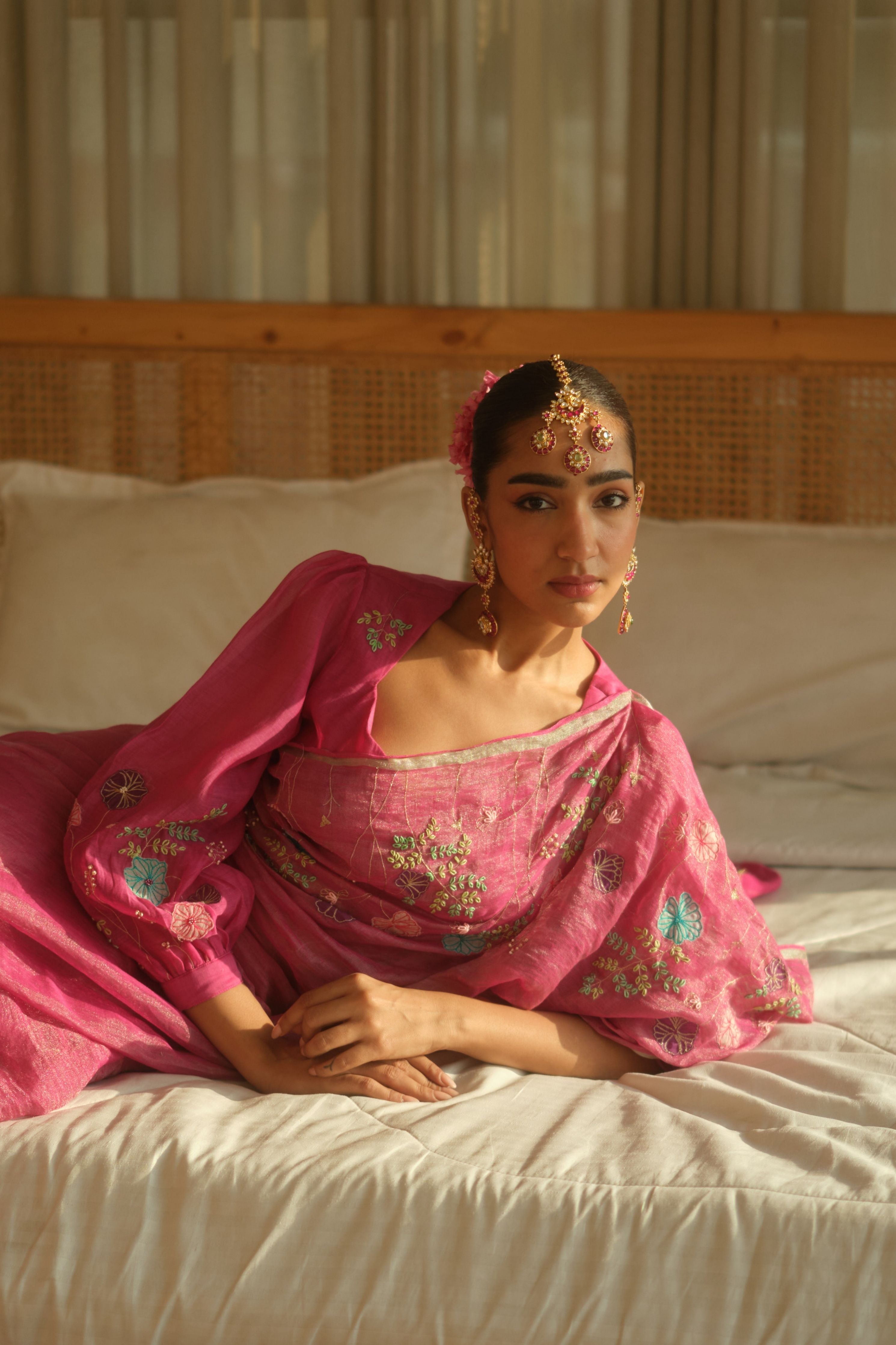Alka Tissue Linen Sari