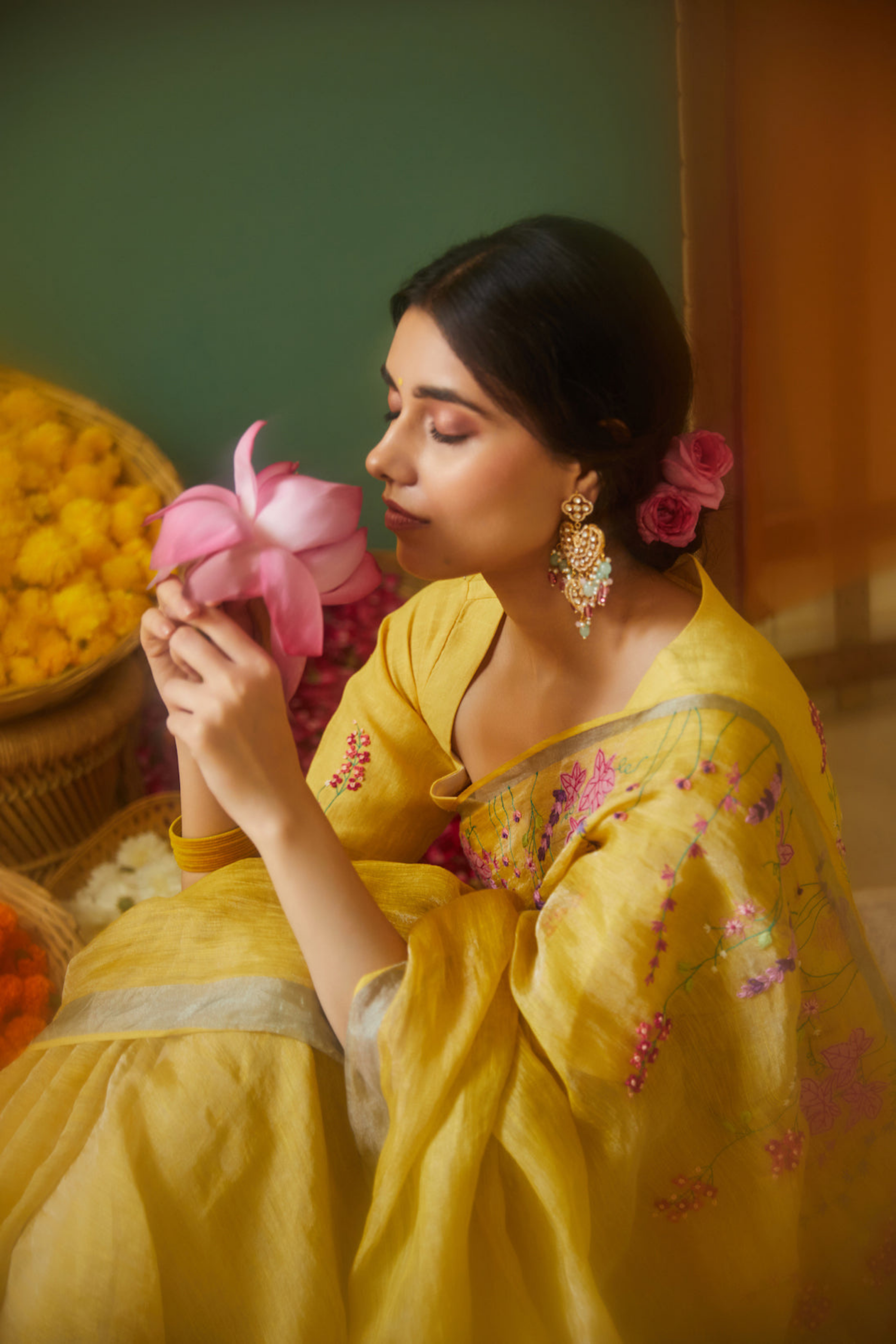 Amal Zarin Linen Sari