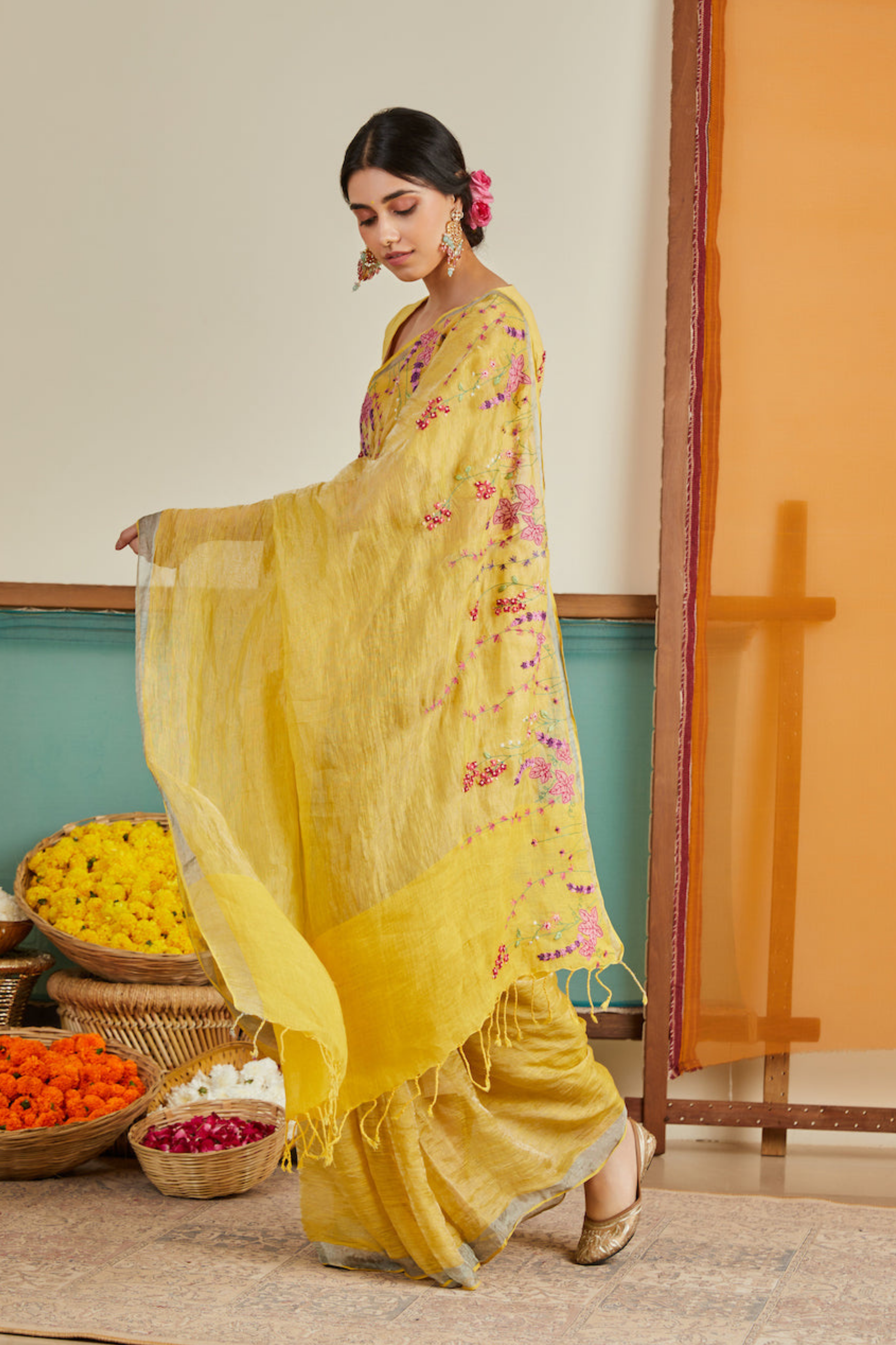 Amal Zarin Linen Sari